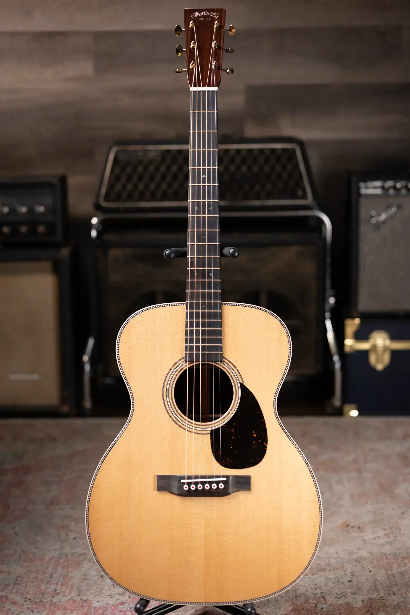 Martin OM-28 Modern Deluxe Acoustic with Hardshell Case