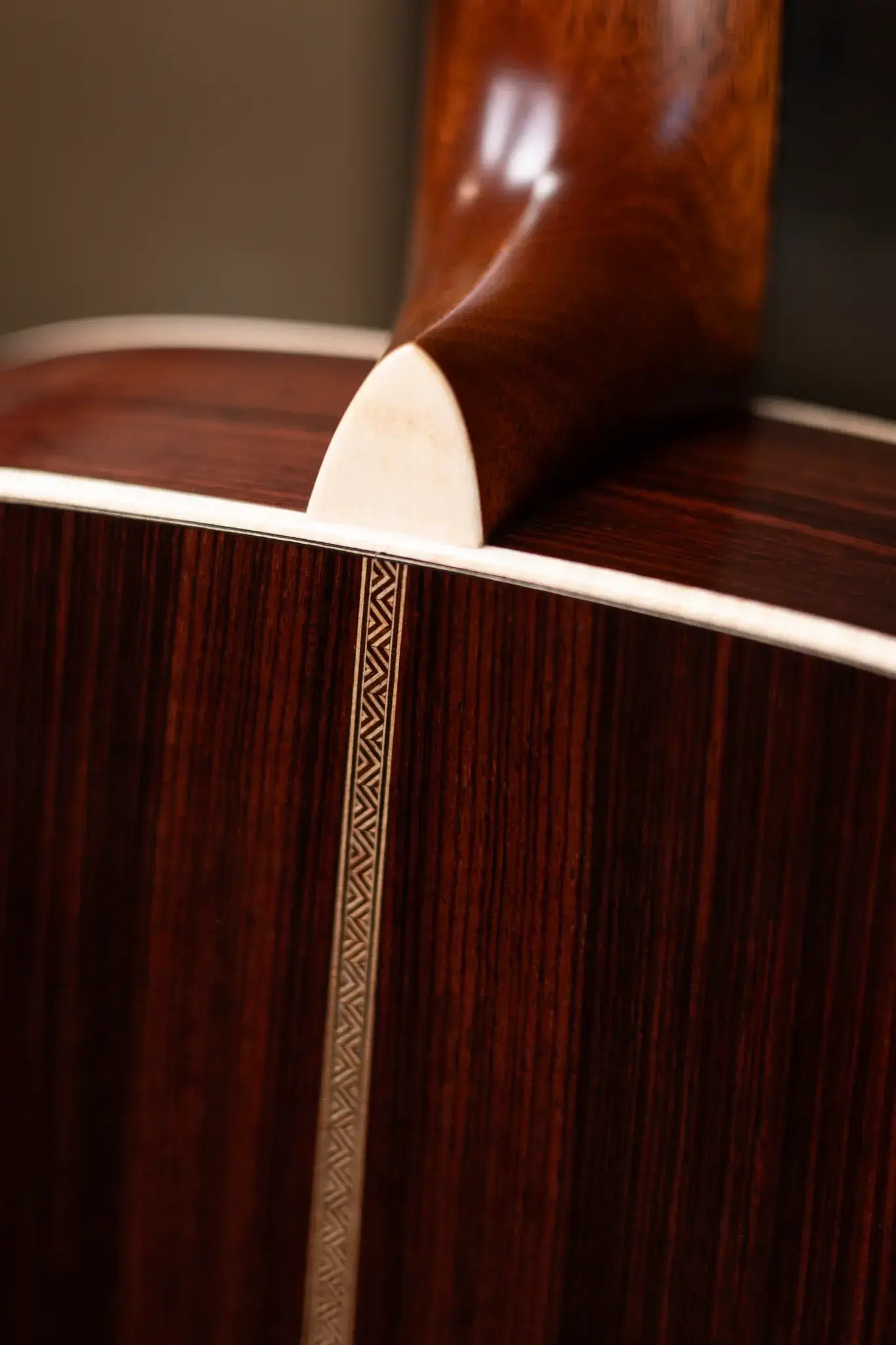 Martin OM-28 Modern Deluxe Acoustic with Hardshell Case