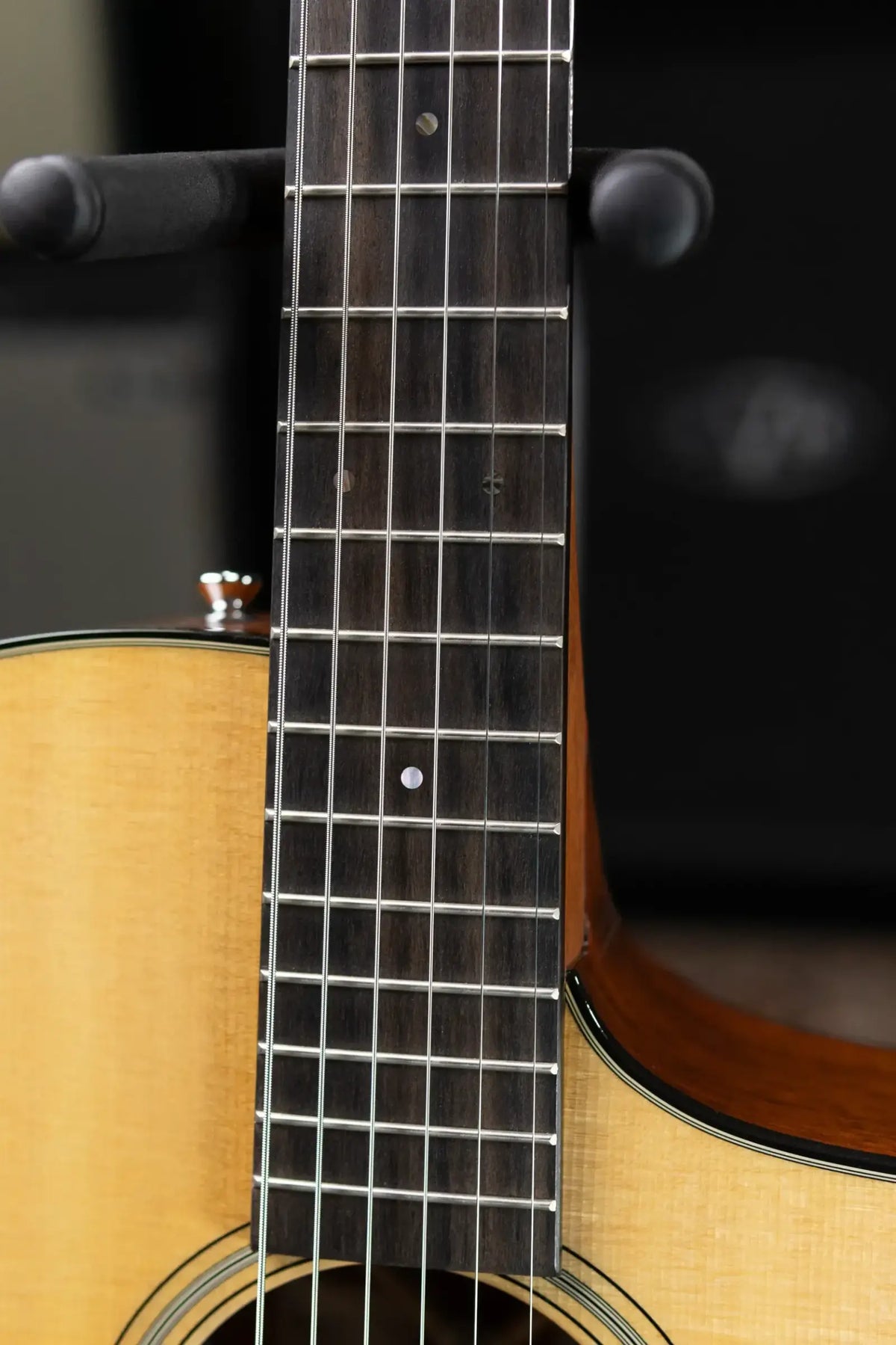 Martin SC-18E Acoustic/Electric Guitar with Hardshell Case