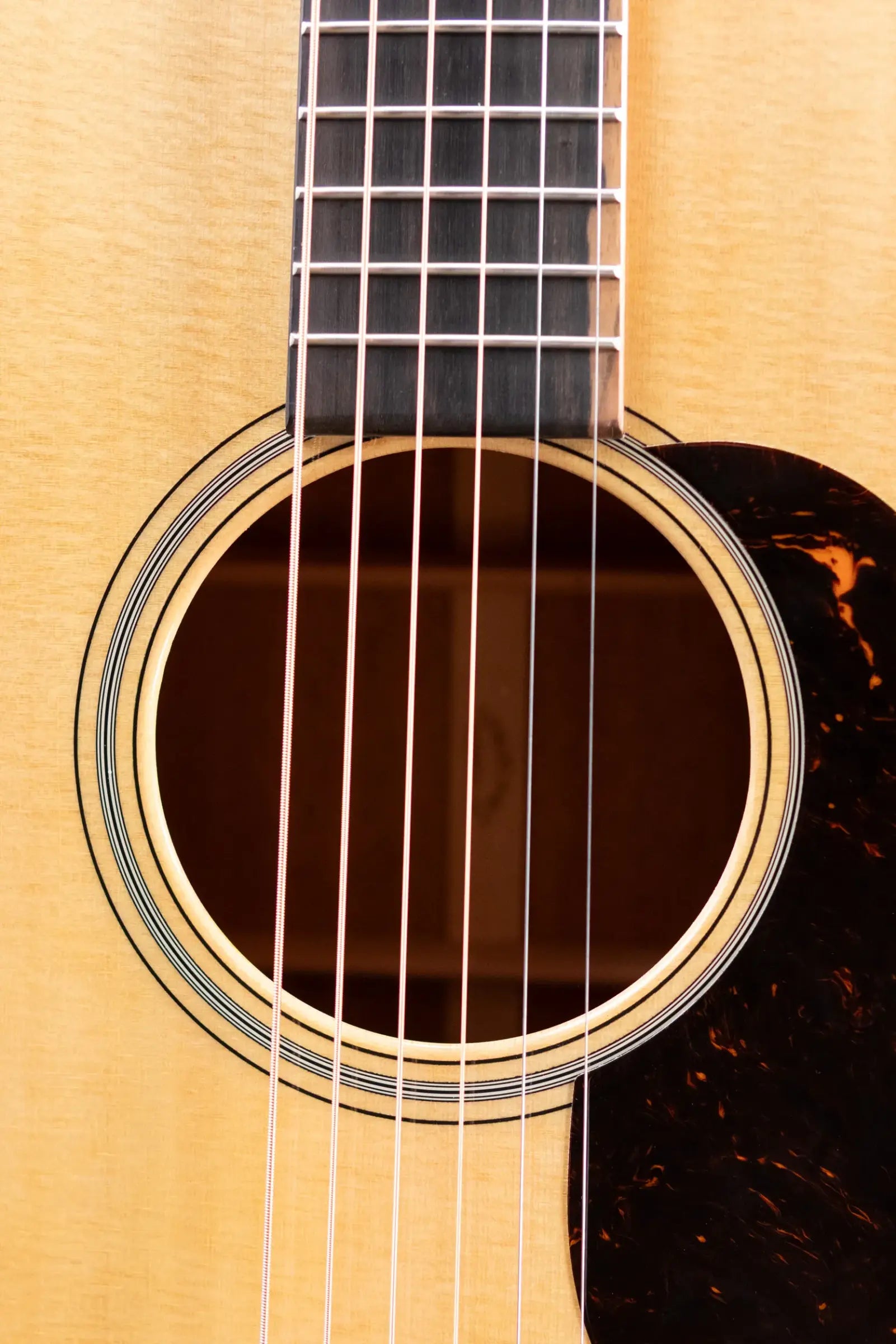 Martin Super D-18 Acoustic Guitar - Natural with Hardshell Case