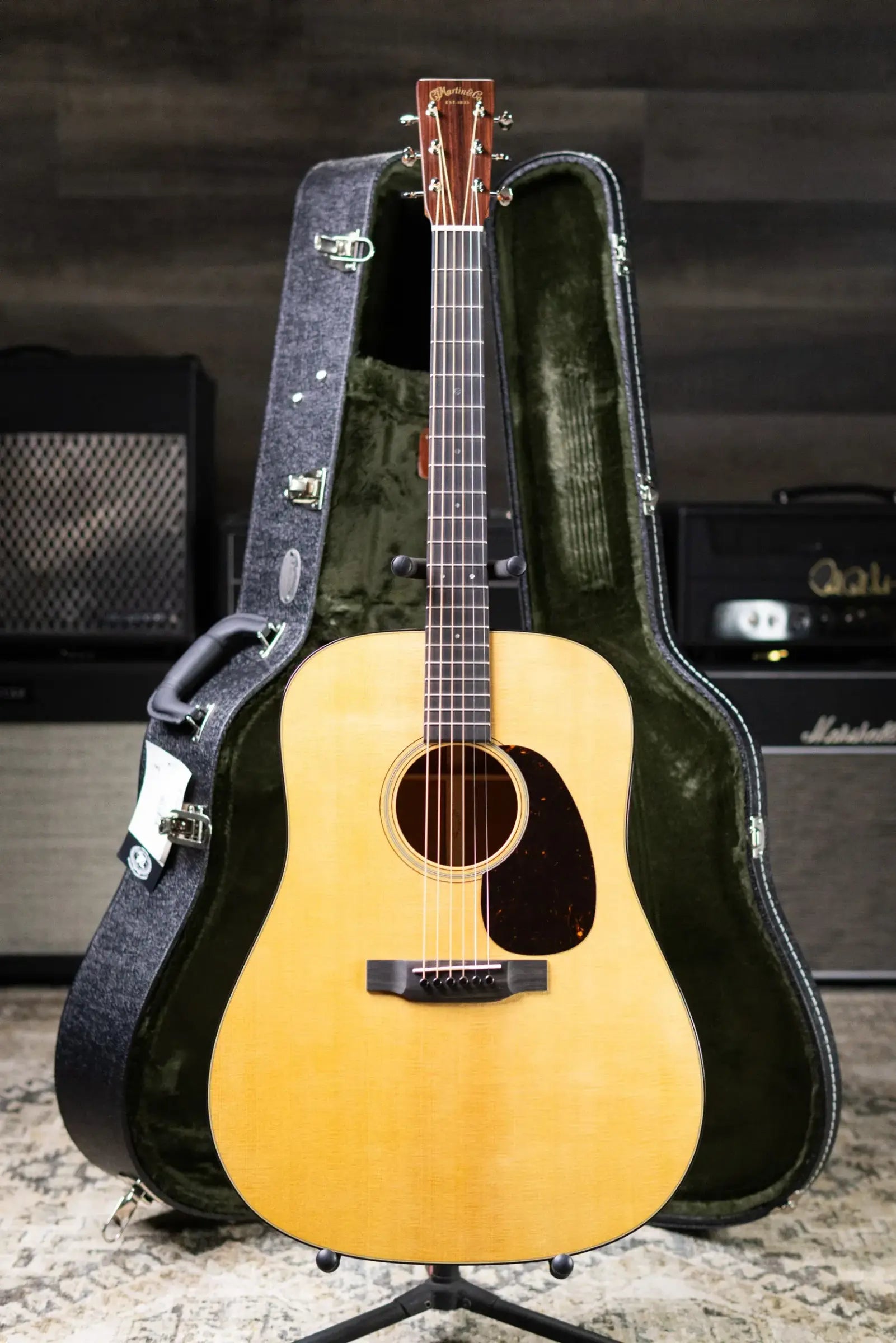 Martin Super D-18 Acoustic Guitar - Natural with Hardshell Case