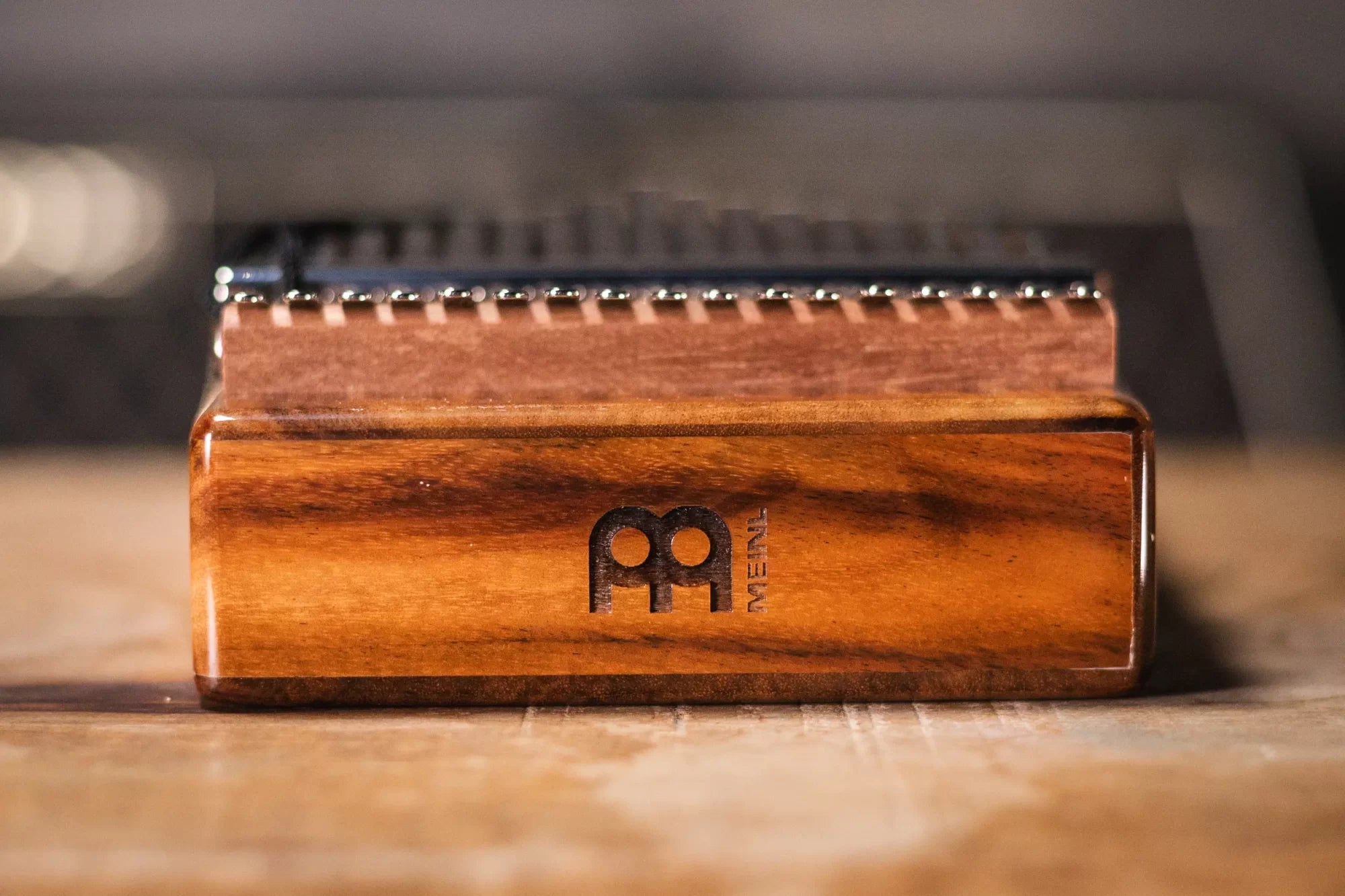 Meinl Sonic Energy Sound Hole Kalimba C Major, 17-Notes, Acacia