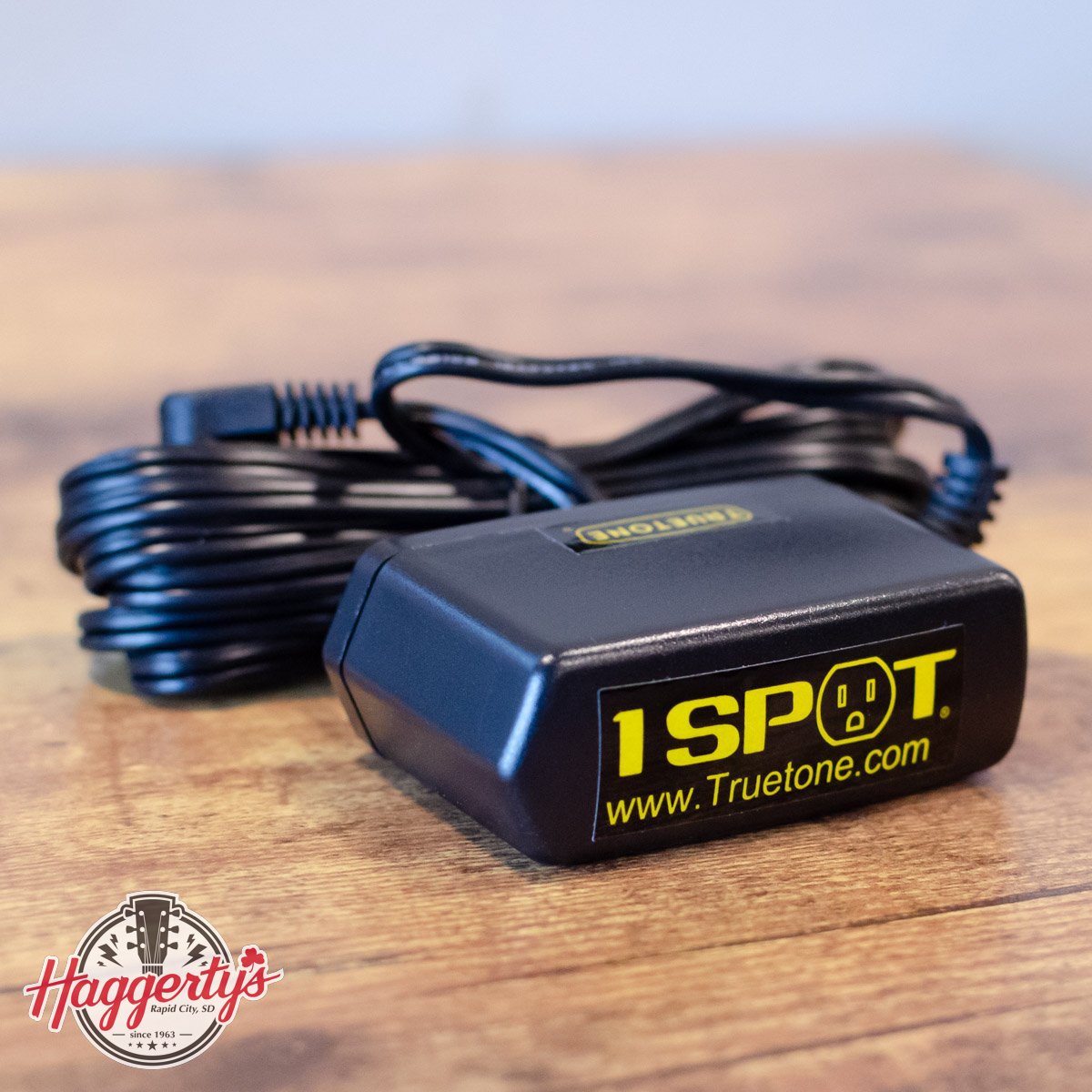 9v pedal power supply Visual Sound 1-Spot Adapter Power Supply