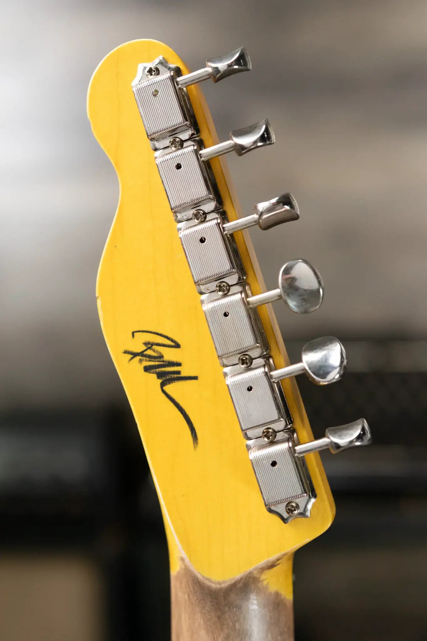 Nash TC-72 Electric Guitar - Black with Hardshell Case