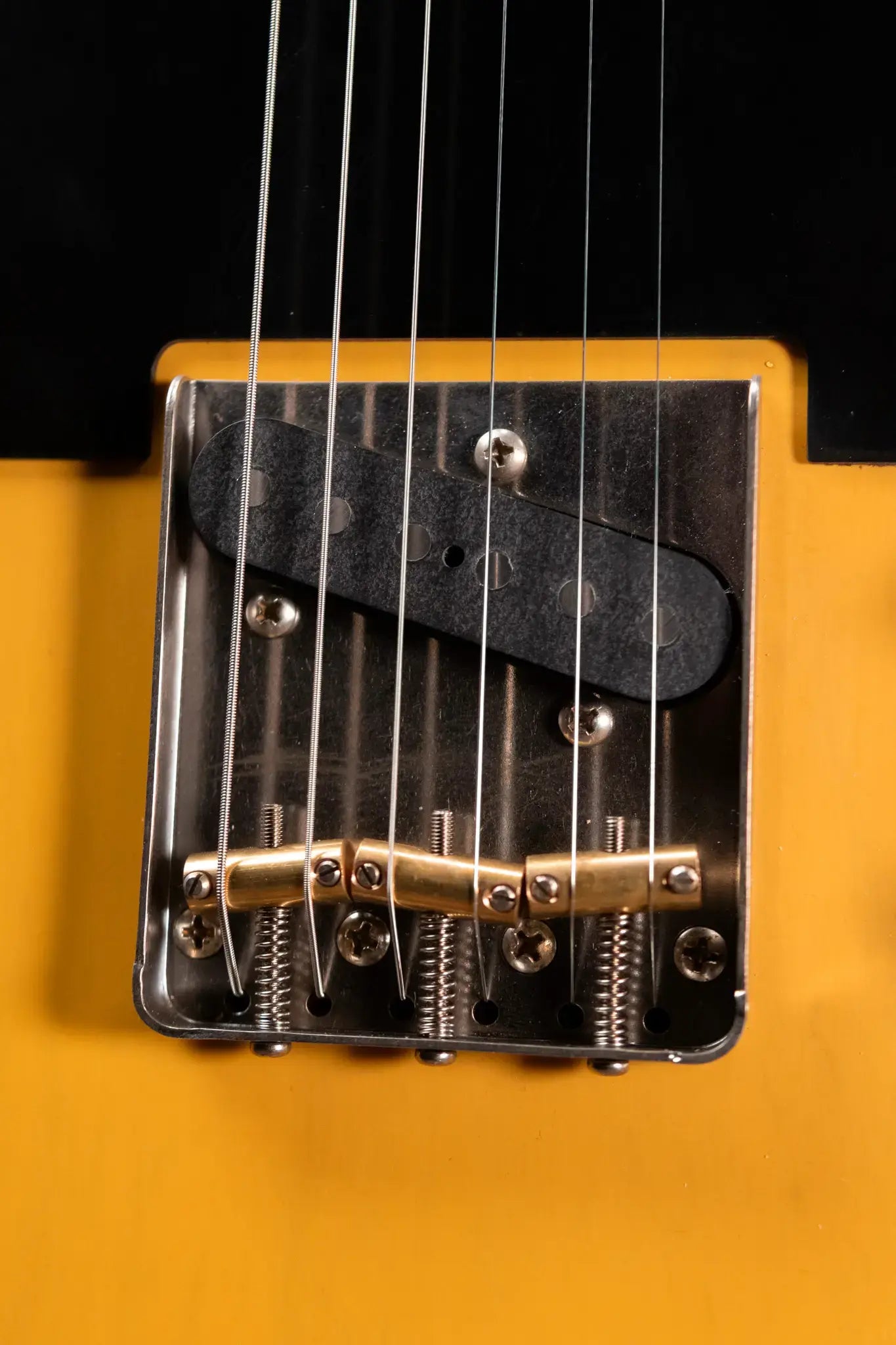 Nash T-52 Ash Body Light Aged Electric Guitar - Butterscotch Blonde with Hardshell Case