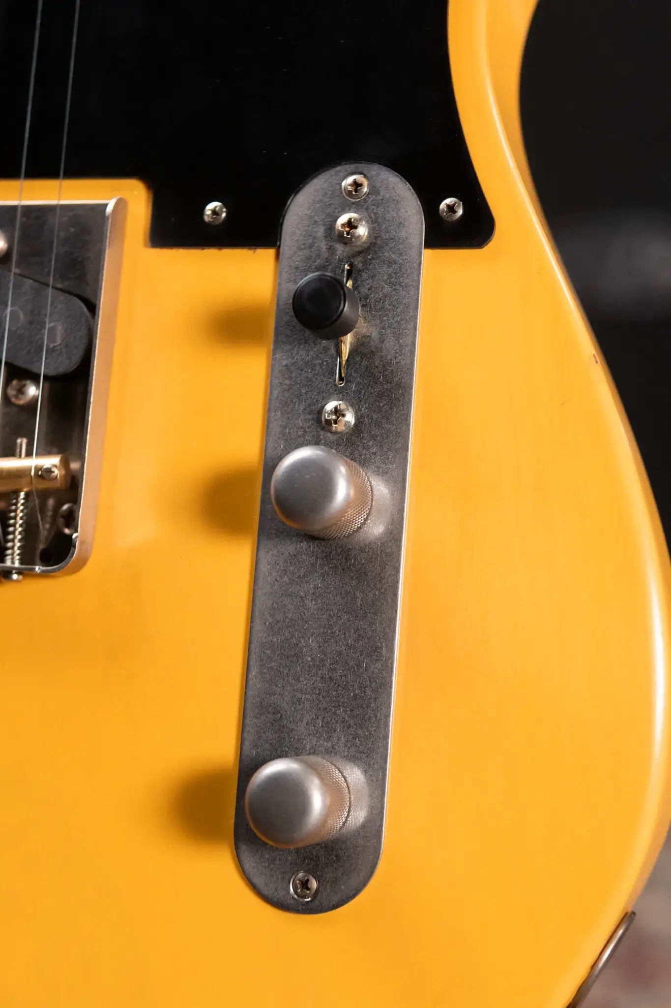 Nash T-52 Ash Body Light Aged Electric Guitar - Butterscotch Blonde with Hardshell Case