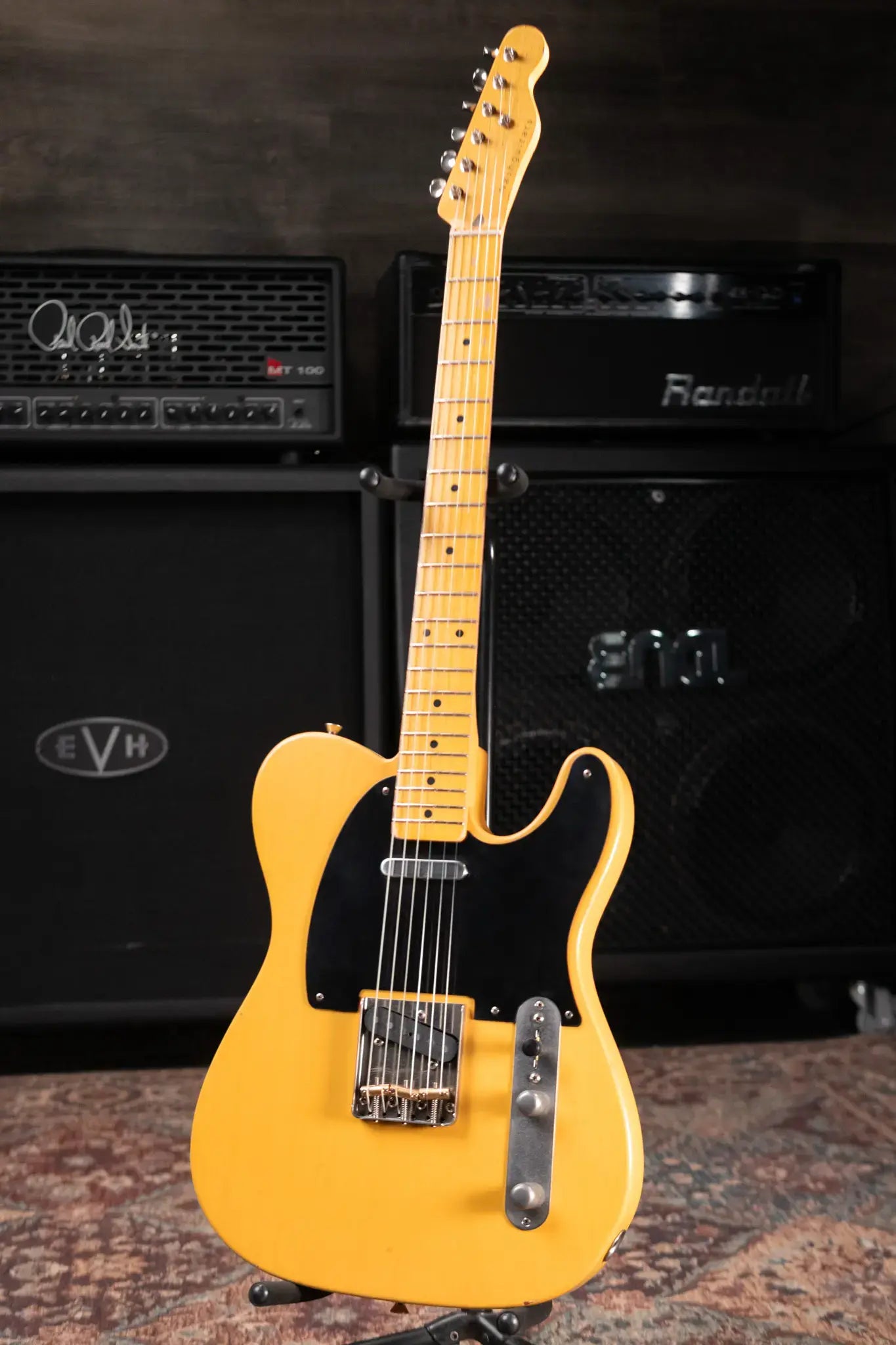 Nash T-52 Ash Body Light Aged Electric Guitar - Butterscotch Blonde with Hardshell Case