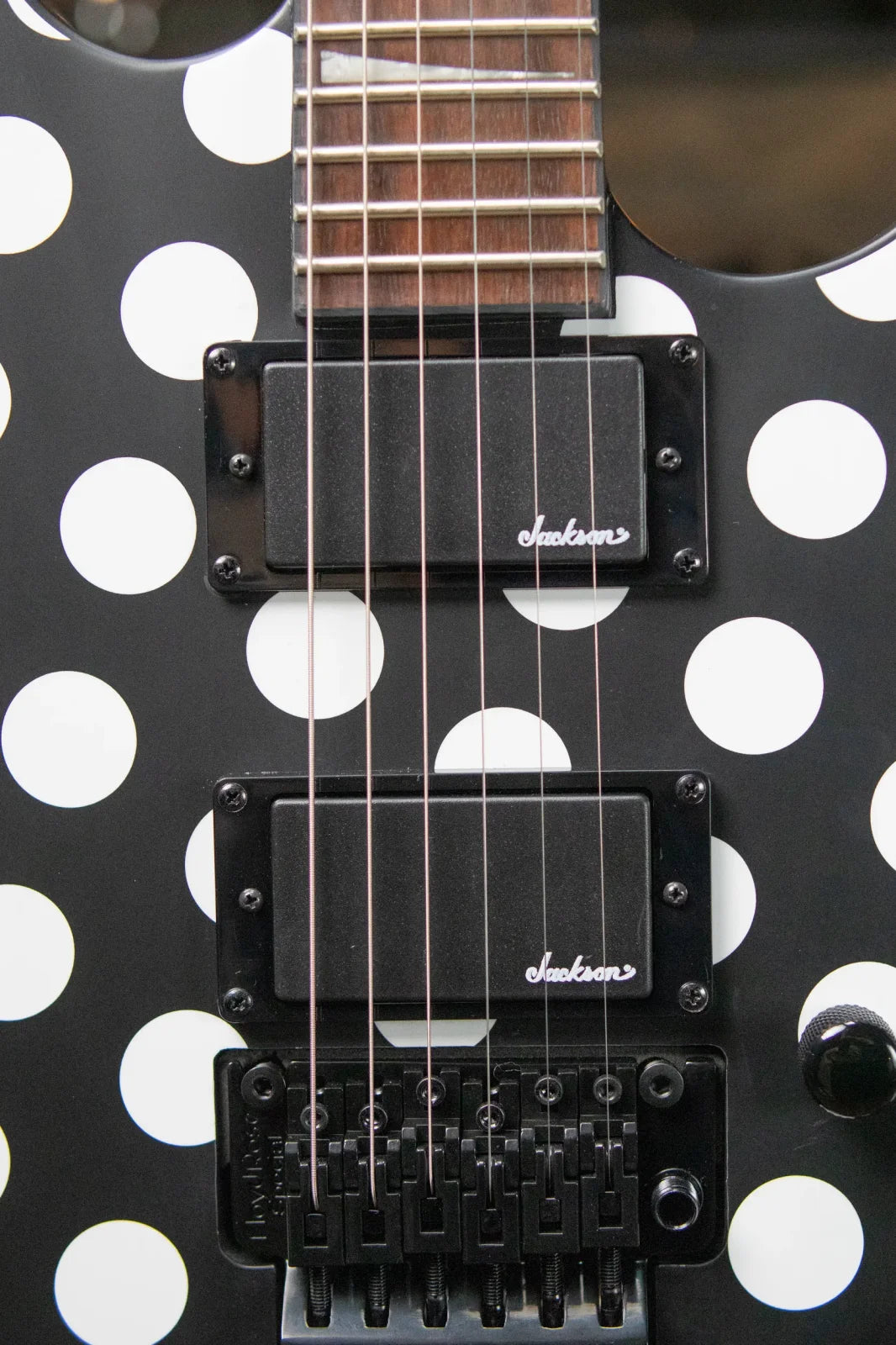 Jackson X Series Soloist SLX DX, Laurel Fingerboard - Polka Dot