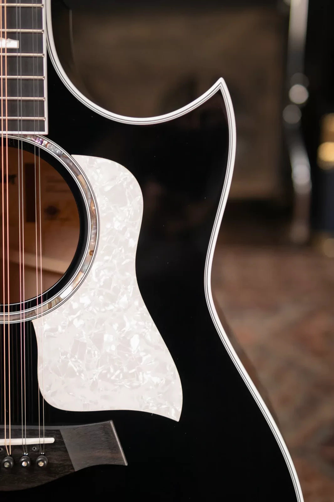 Taylor 657ce Doce Doble Acoustic/Electric with Hardshell Case