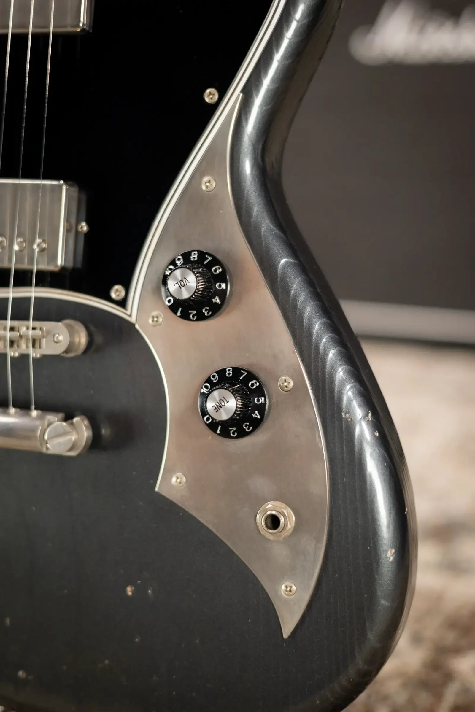 Novo Custom Shop Serus H2 Electric Guitar - Charcoal Frost with Gig Bag