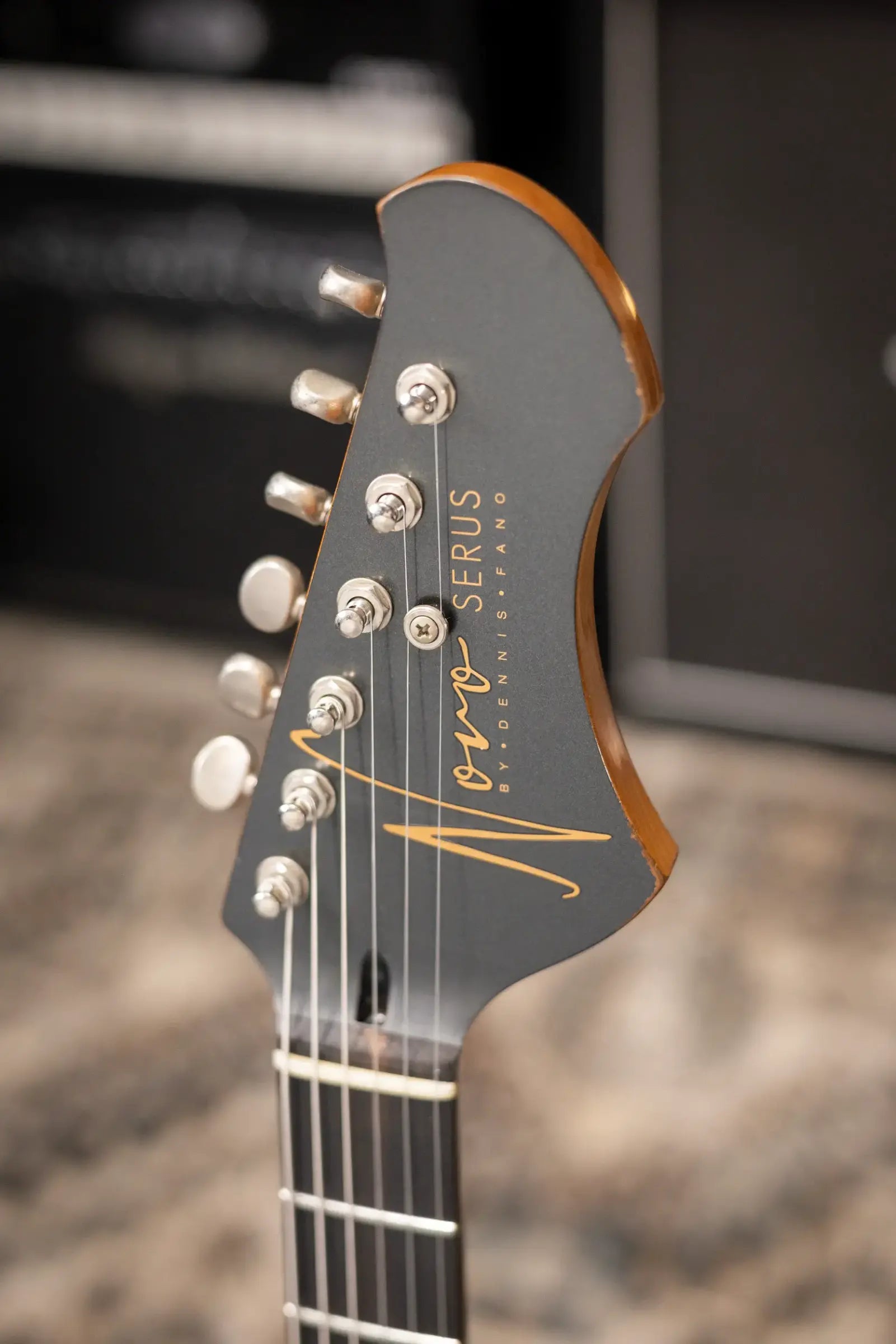 Novo Custom Shop Serus H2 Electric Guitar - Charcoal Frost with Softshell Case