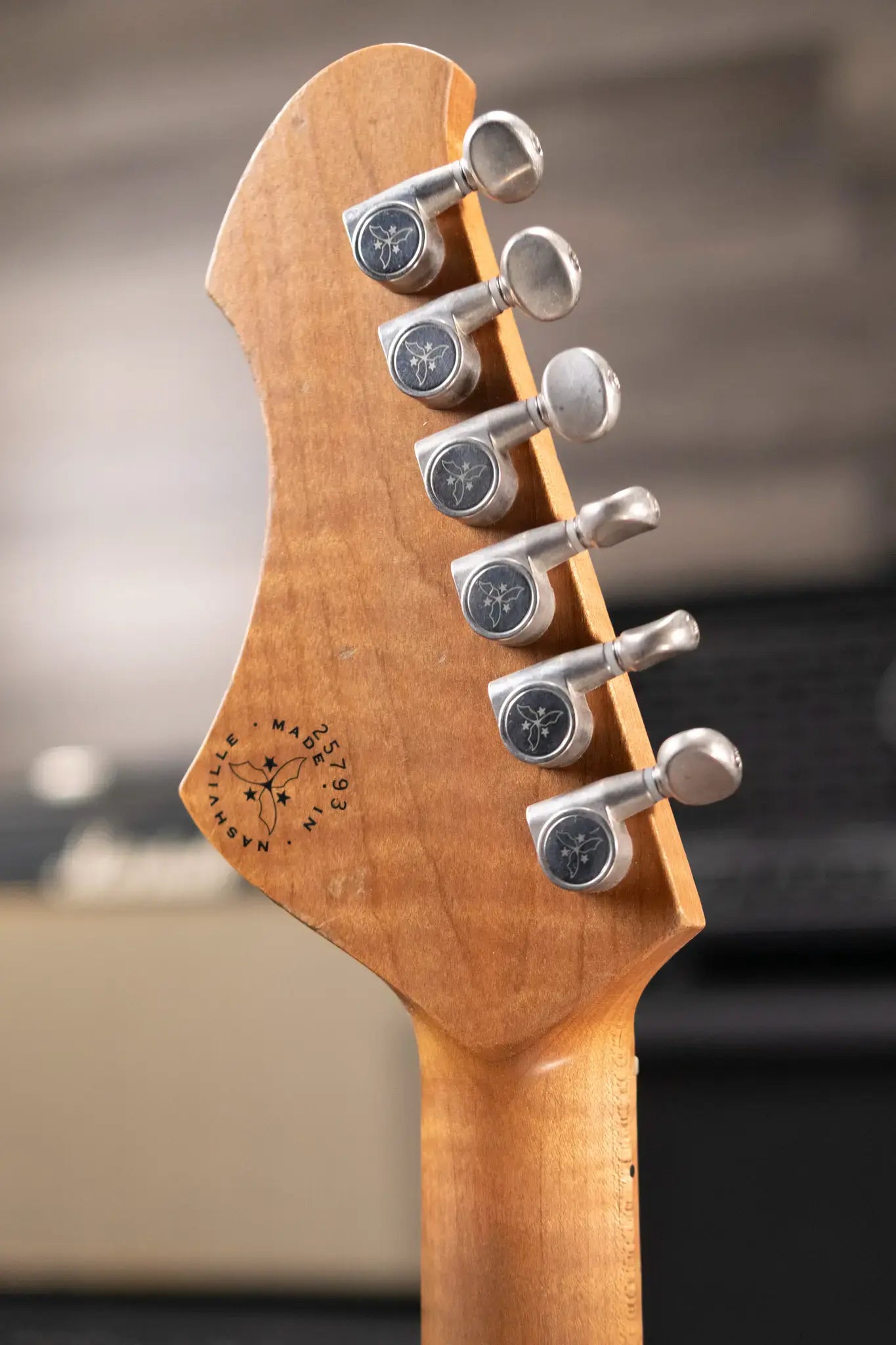 Novo Custom Shop Serus J Medium Distress Electric Guitar - Candy Apple Red with Gig Bag