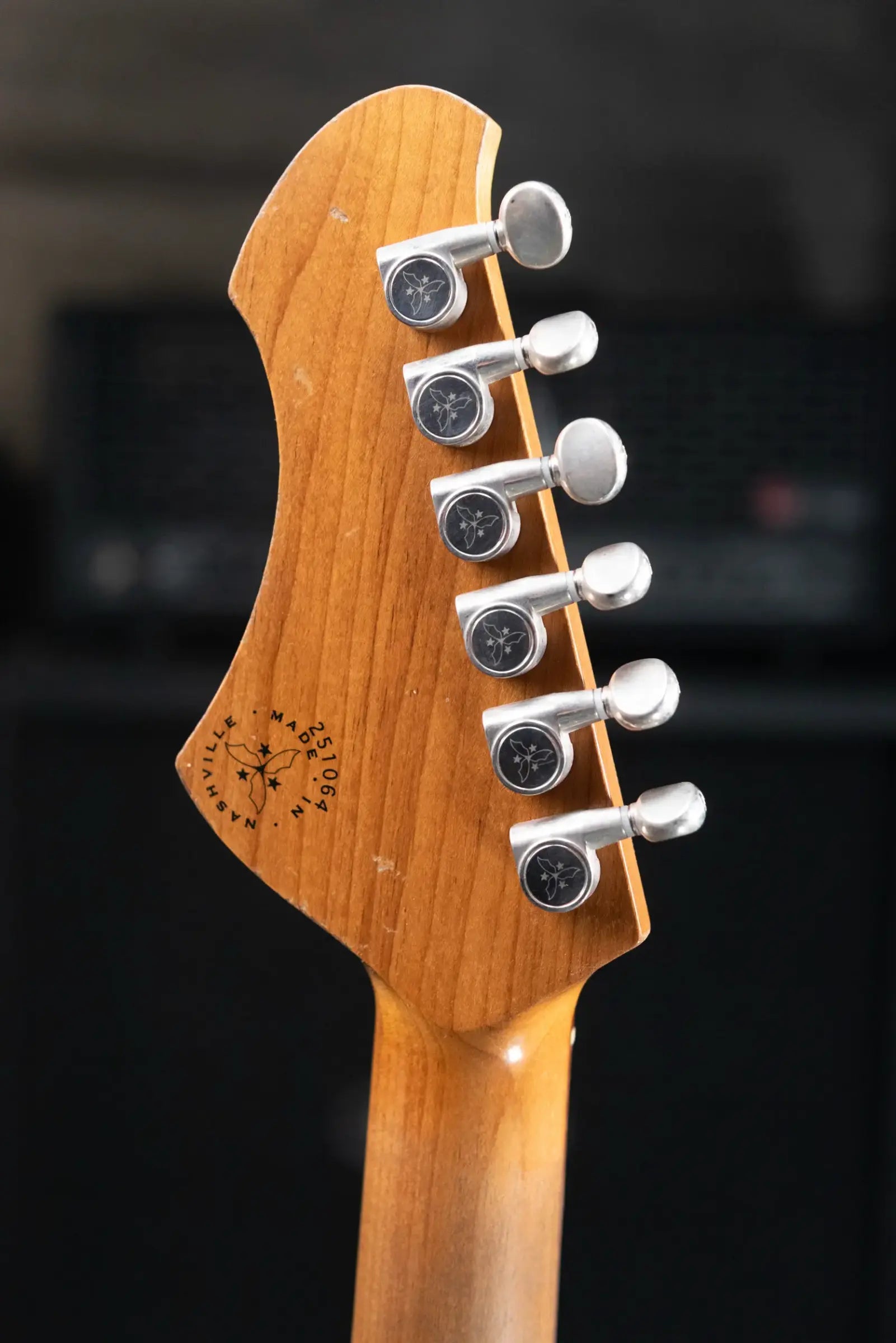 Novo Custom Shop Solus M1 Electric Guitar - Lake Como Blue over '64 3-Tone Burst with Gig Bag