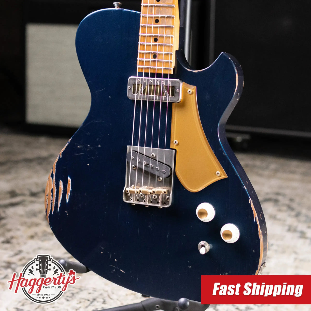 Novo Custom Solus F2 Electric Guitar - Lake Como Blue with Gig Bag