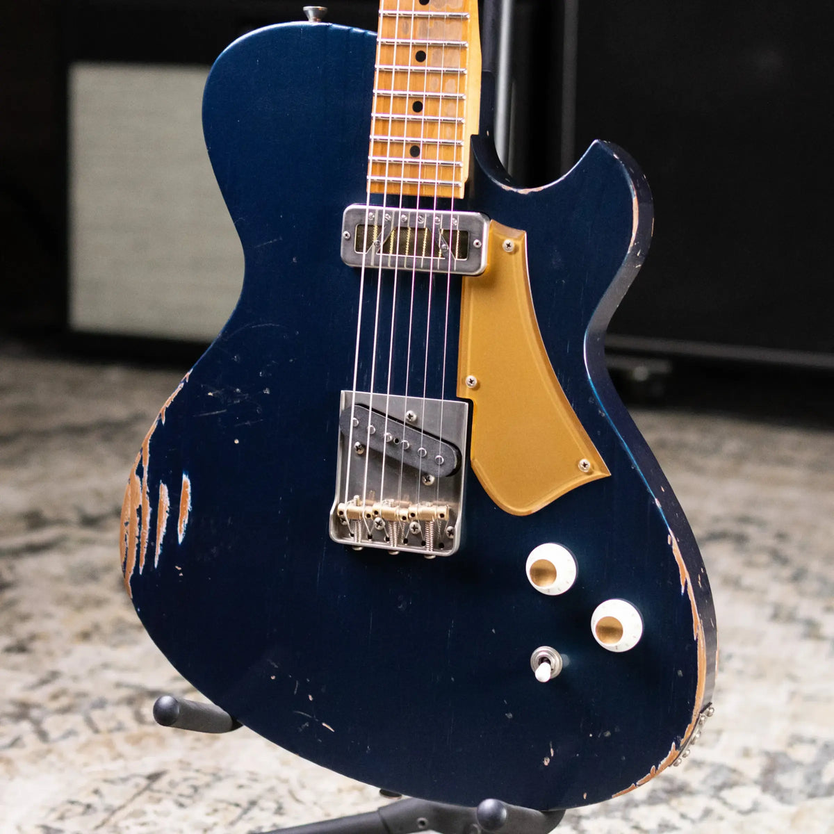 Novo Custom Solus F2 Electric Guitar - Lake Como Blue with Gig Bag