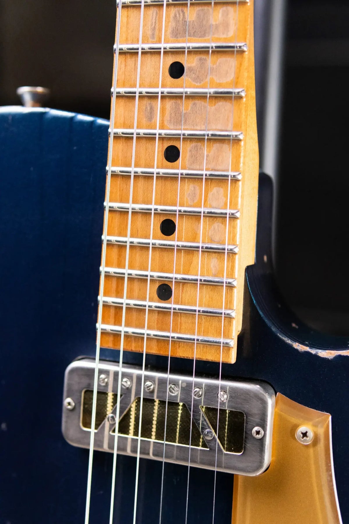 Novo Custom Solus F2 Electric Guitar - Lake Como Blue with Gig Bag