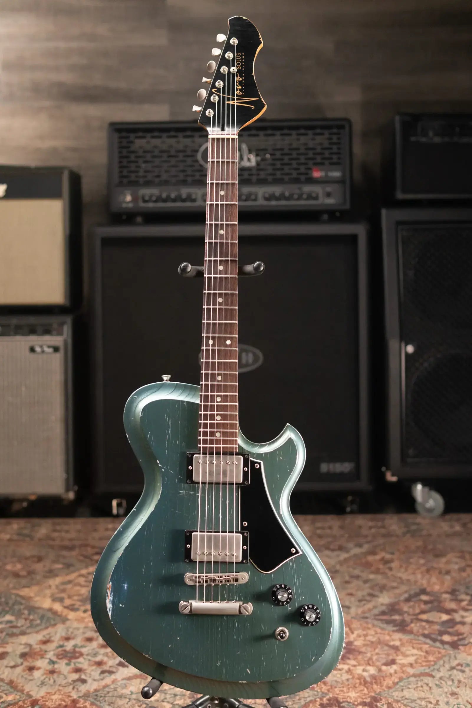 Novo Solus H2 Electric Guitar - Aged Pelham Blue with Case - Used