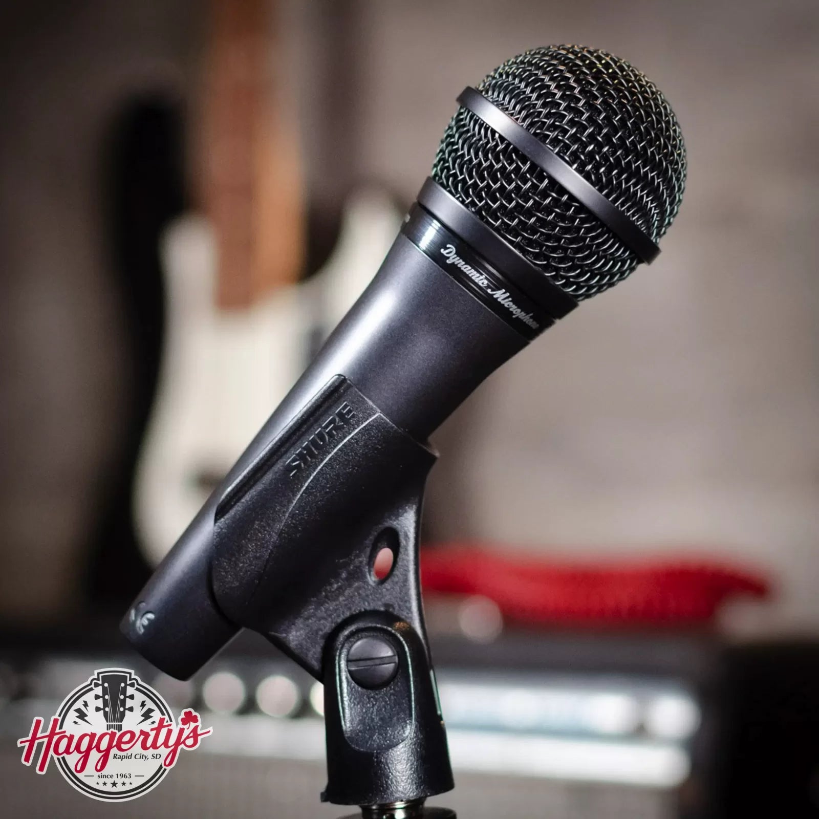 Shure PGA58 Cardioid Dynamic Vocal Microphone Shure PGA58 Cardioid Dynamic Vocal Microphone