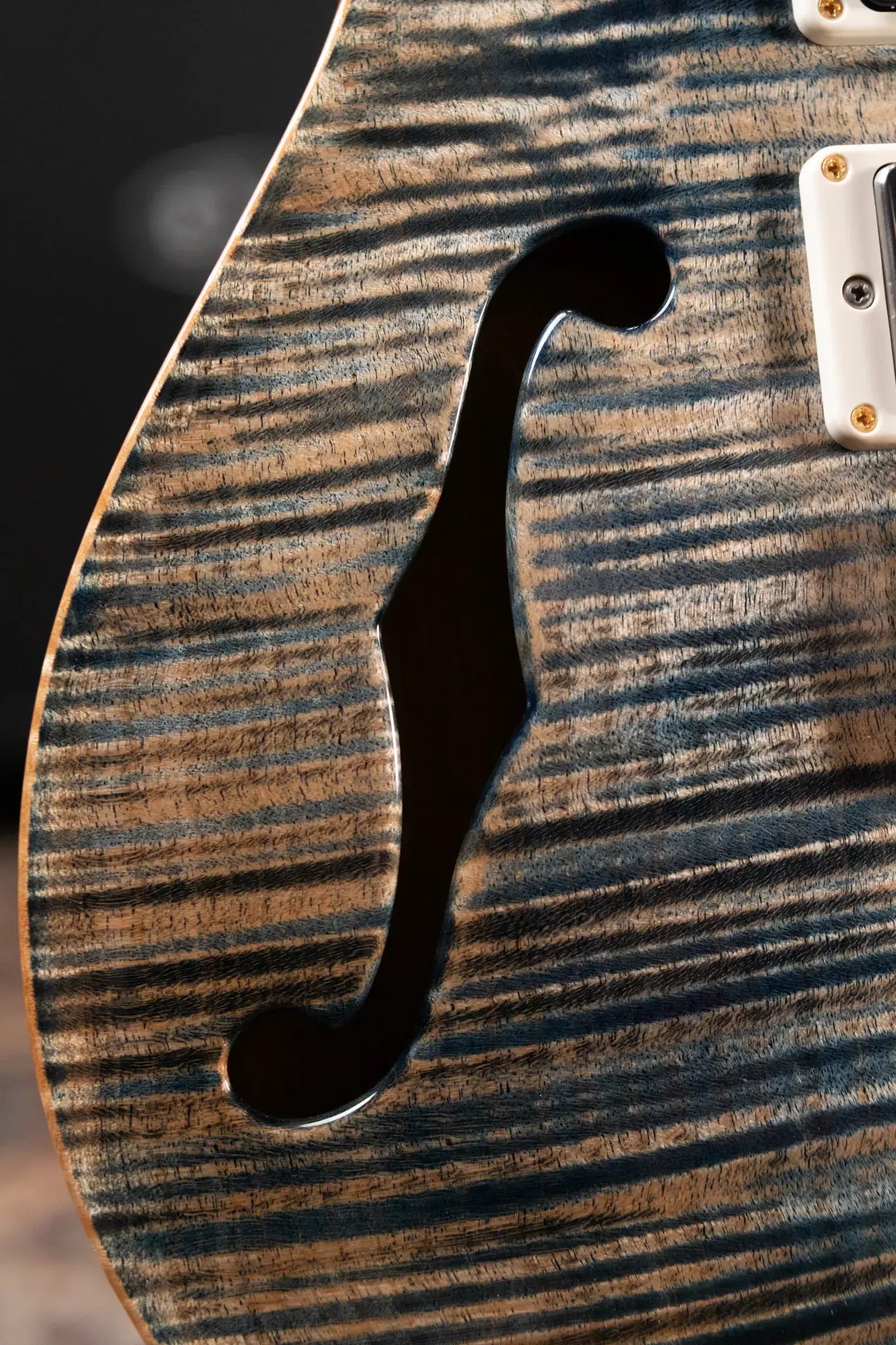 PRS 40th Anniversary Limited Edition Special Semi-Hollow Artist Top Electric Guitar - Faded Whale Blue with Hardshell Case