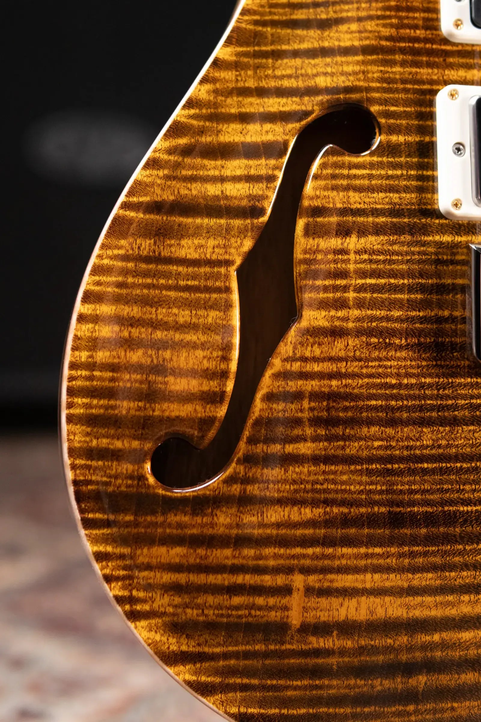 PRS 40th Anniversary Special Semi-Hollow Limited Edition Electric Guitar - Yellow Tiger Artist Top with Hardshell Case