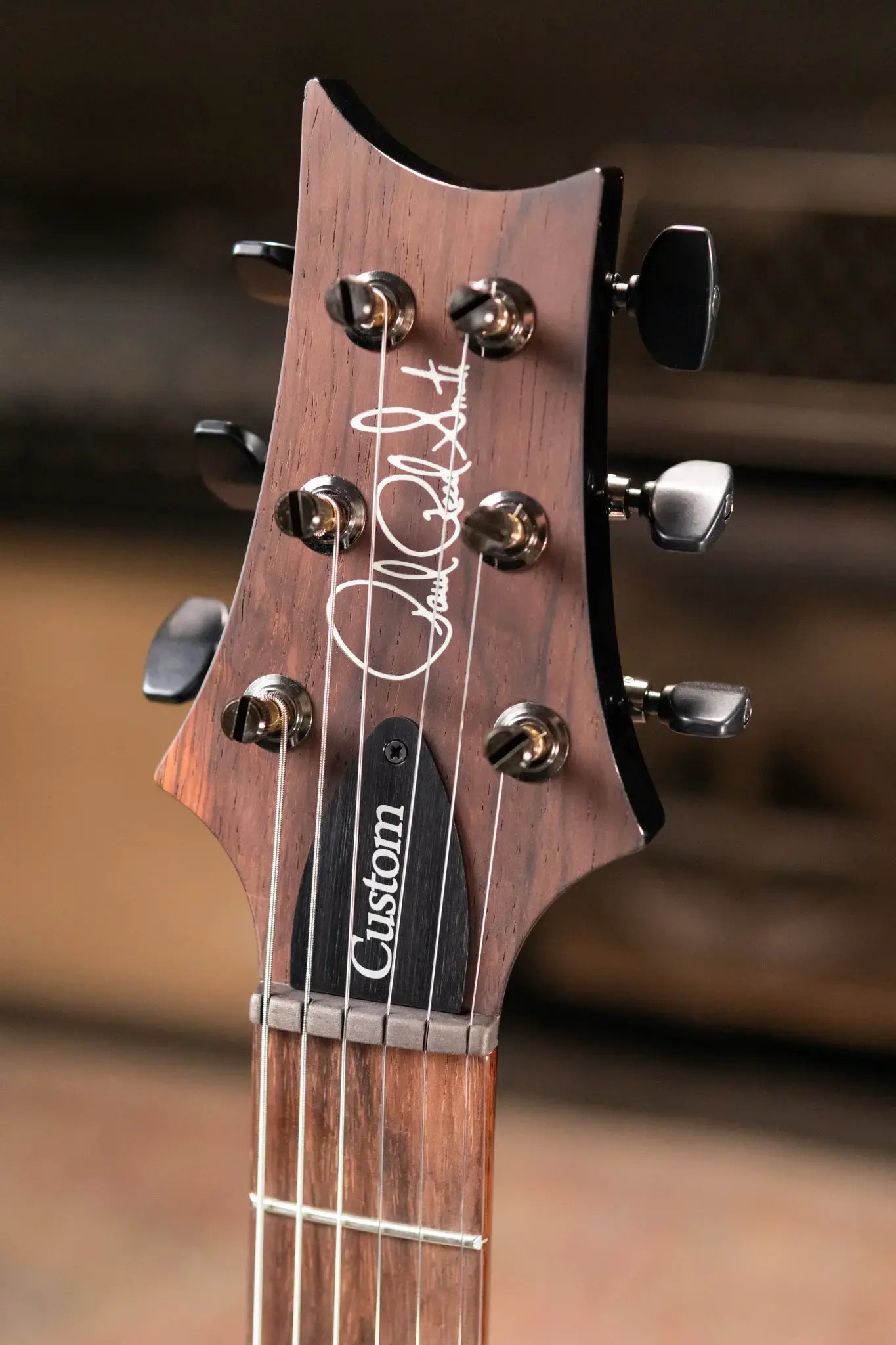 PRS Custom 24 Piezo Quilted Maple 10-Top Electric Guitar with Brazilian Rosewood Fretboard - Abalone Smokeburst with Hardshell Case