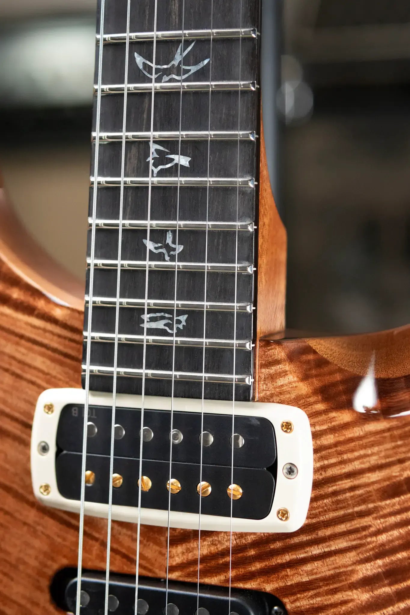 PRS Modern Eagle V 10-Top Electric Guitar - Copperhead with Hardshell Case