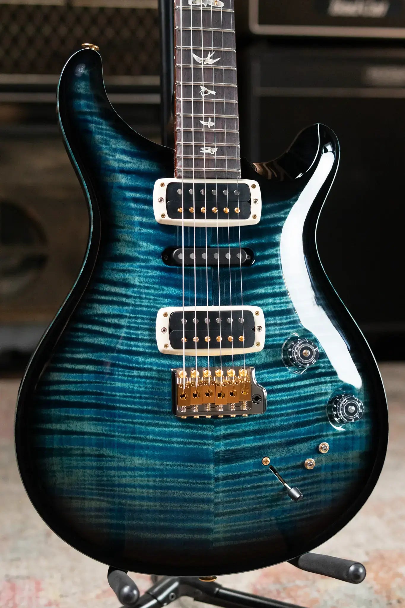 PRS Modern Eagle V Flame Maple 10-Top Electric Guitar - Cobalt Smokeburst with Hardshell Case