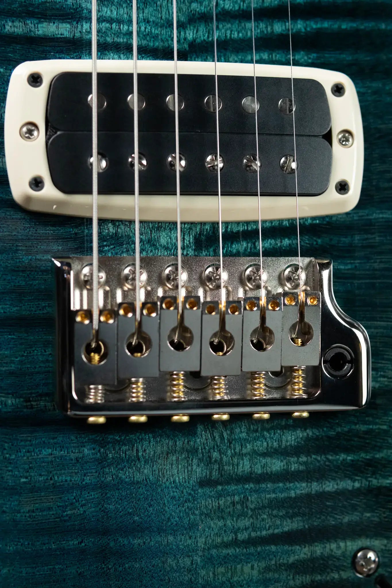 PRS Modern Eagle V - Whale Blue Wraparound Smokeburst with Hardshell Case