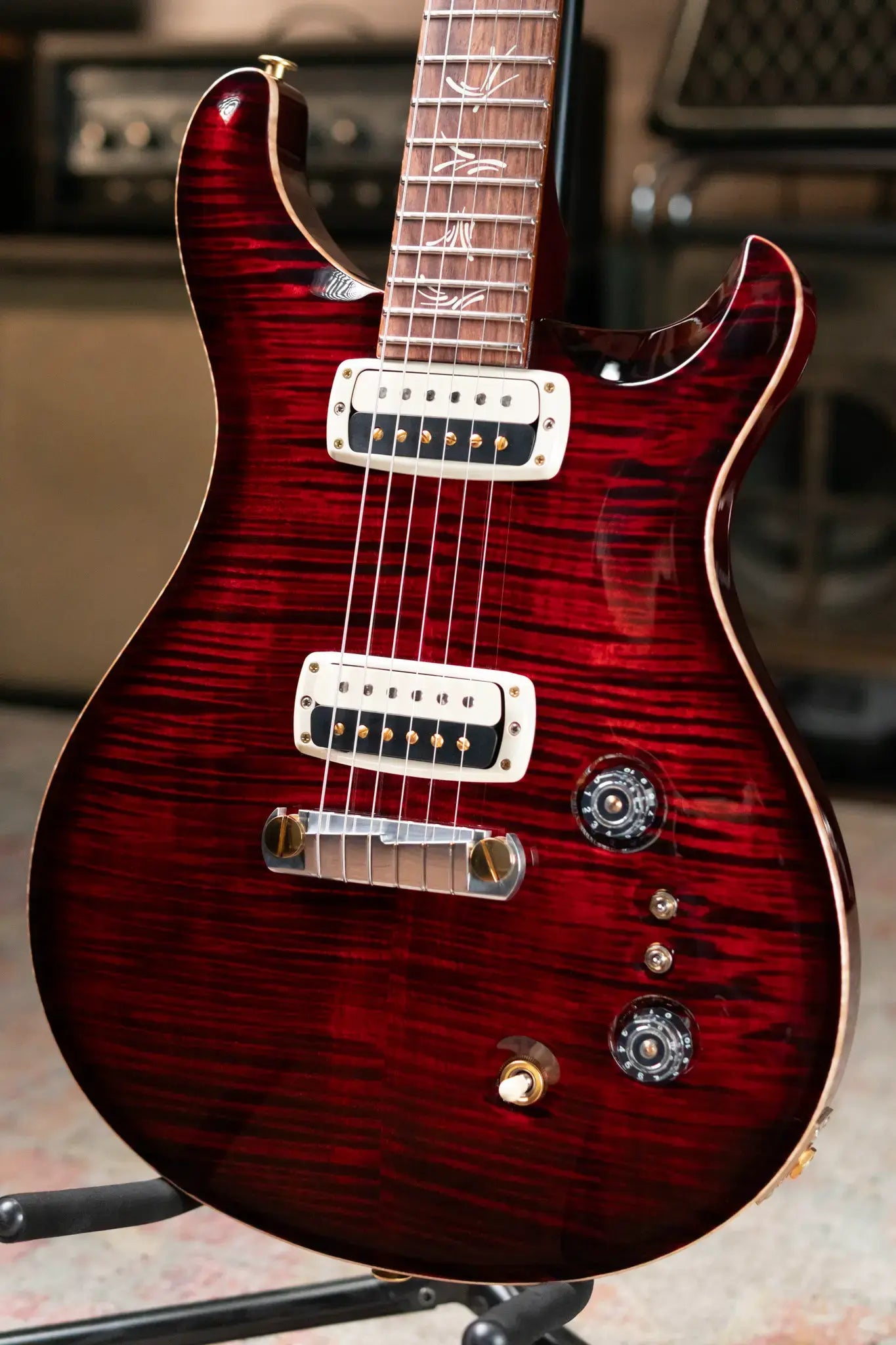 PRS Paul's Guitar Flame Maple 10-Top with Honduran Rosewood Fretboard - Fire Red Smokeburst with Hardshell Case