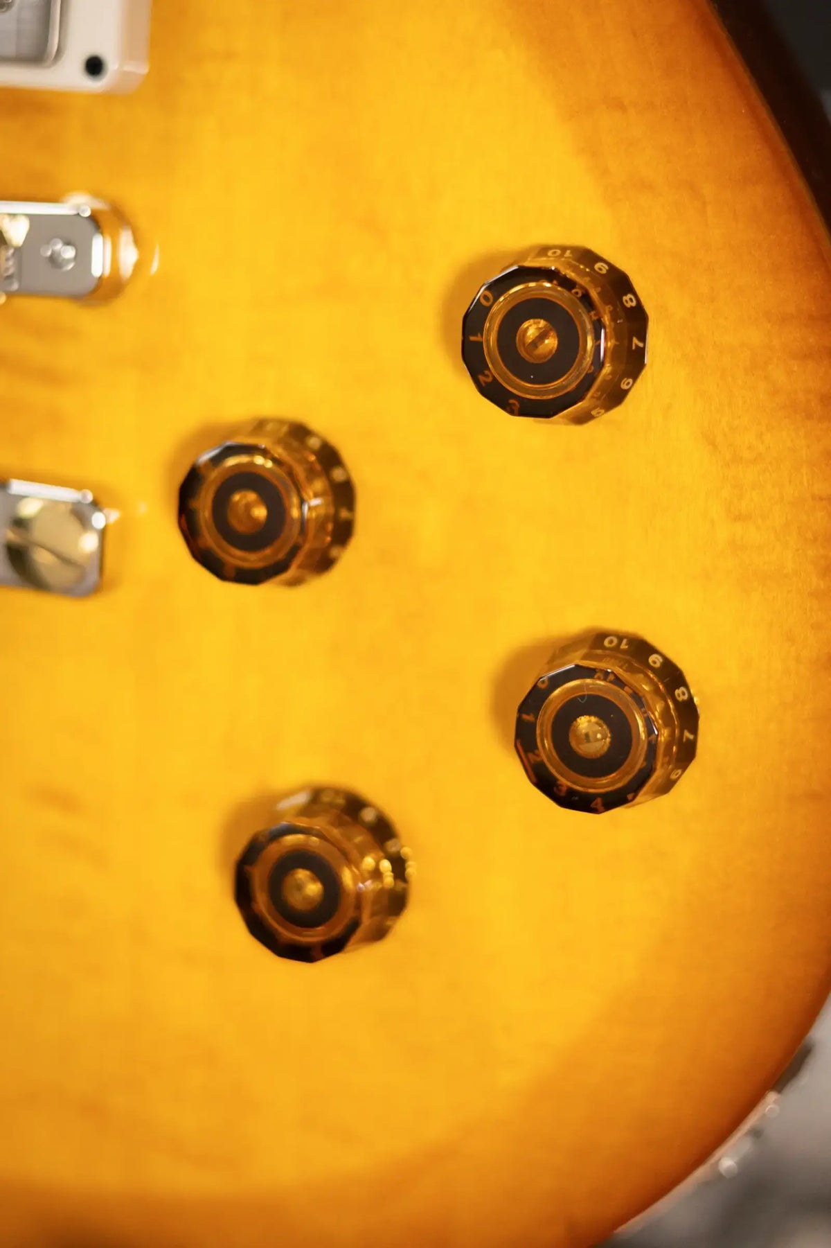 PRS S2 McCarty 594 Singlecut Electric Guitar - Honey Gold Burst with Gig Bag