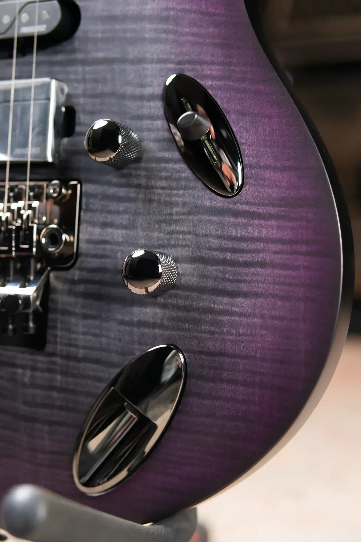 PRS SE Chleo Electric Guitar - Charcoal Purple Burst with Gig Bag