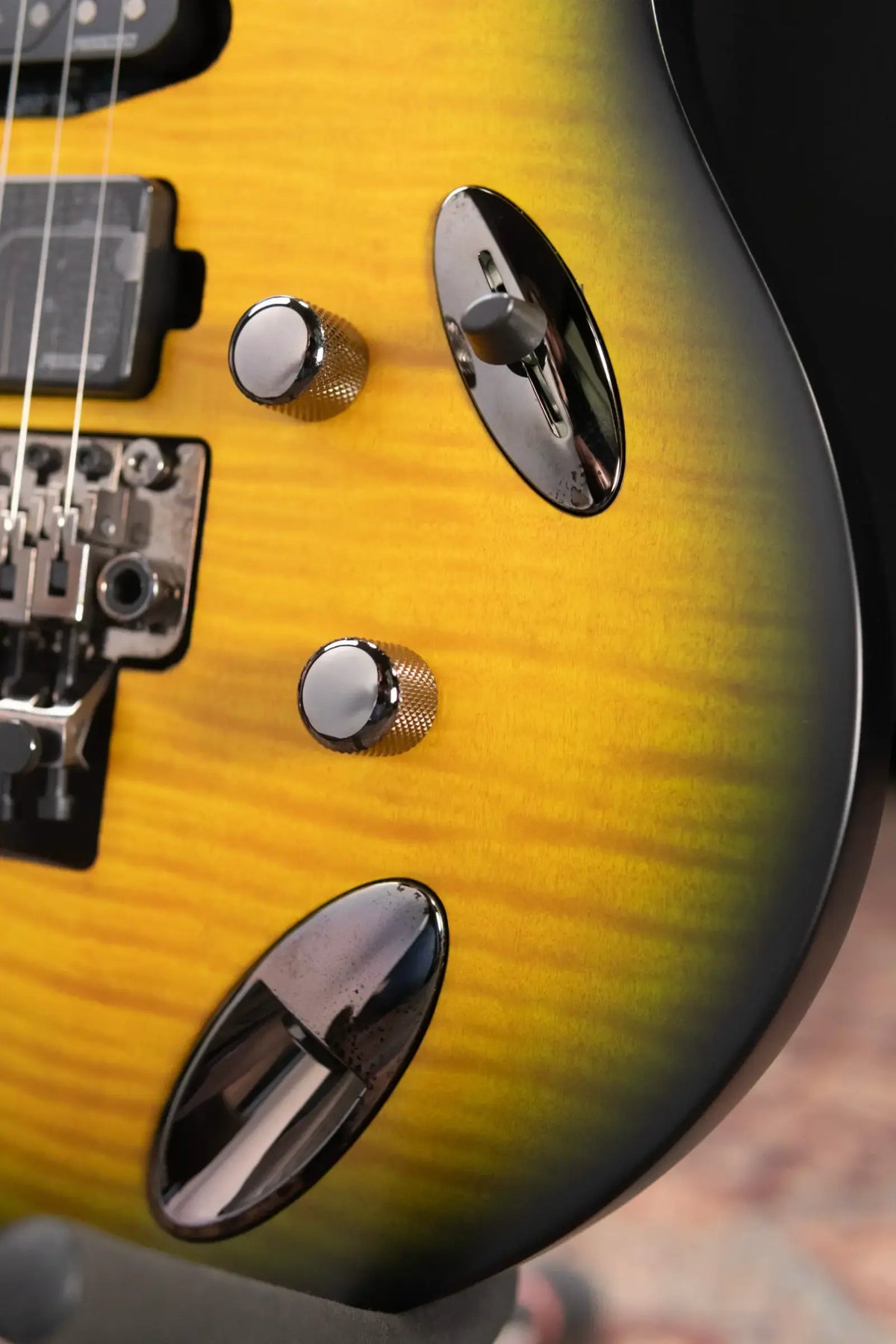 PRS SE Chleo Herman Li Signature Electric Guitar - Mantis Burst with Gig Bag - Demo