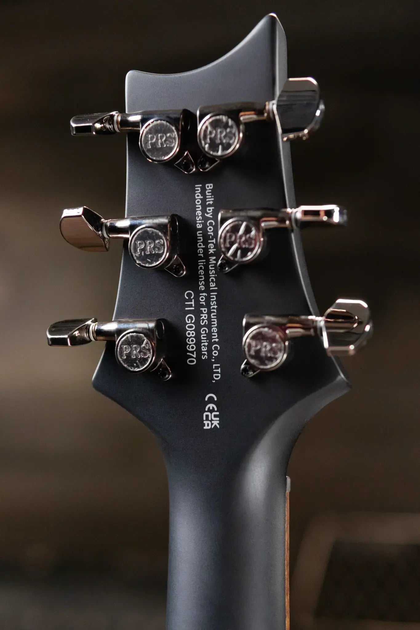 PRS SE Custom 24-08 Electric Guitar - Lake Blue Midnight Burst with Gig Bag