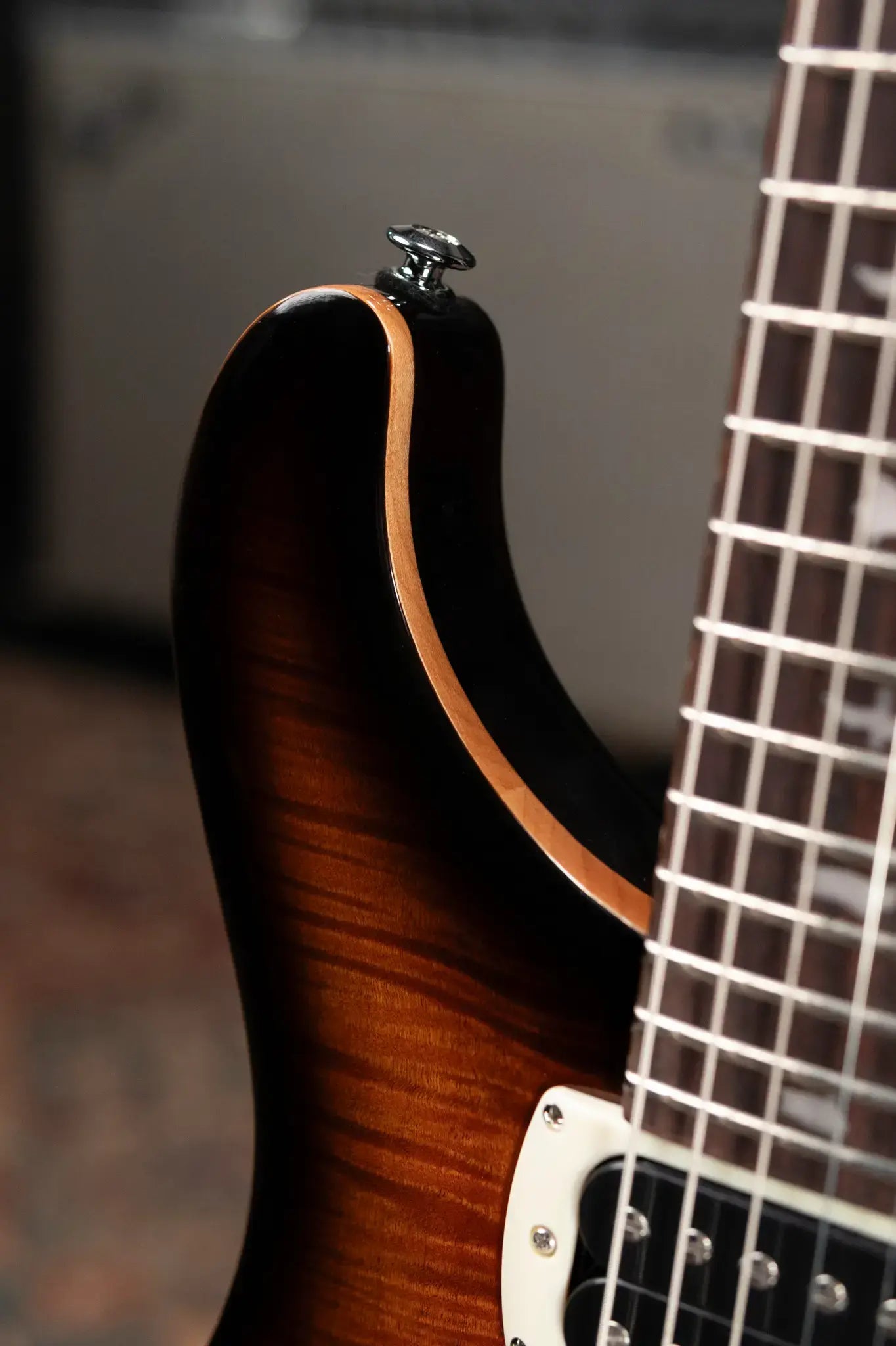 PRS SE Custom 24 Electric Guitar - Black Gold Sunburst with Gig Bag