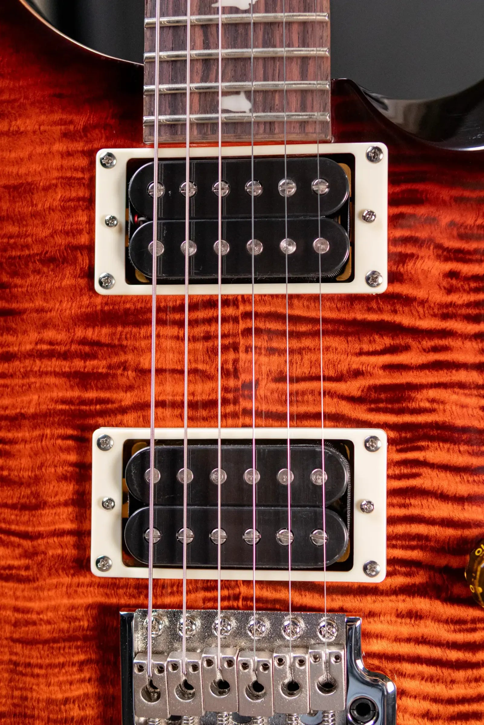 PRS SE Custom 24 Electric Guitar - Orange Tiger Smokeburst with Gig Bag