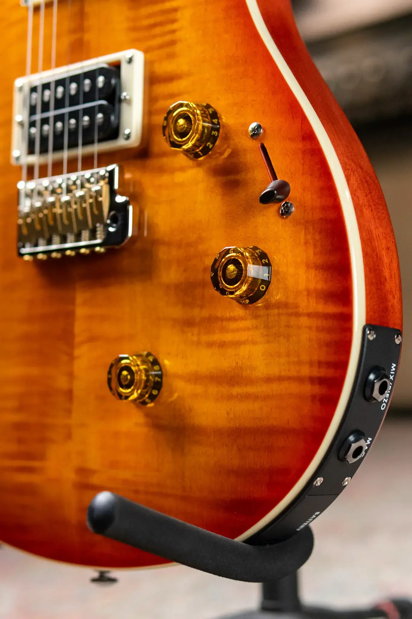 PRS SE Custom 24 Semi-Hollow Piezo - Vintage Sunburst with Gig Bag