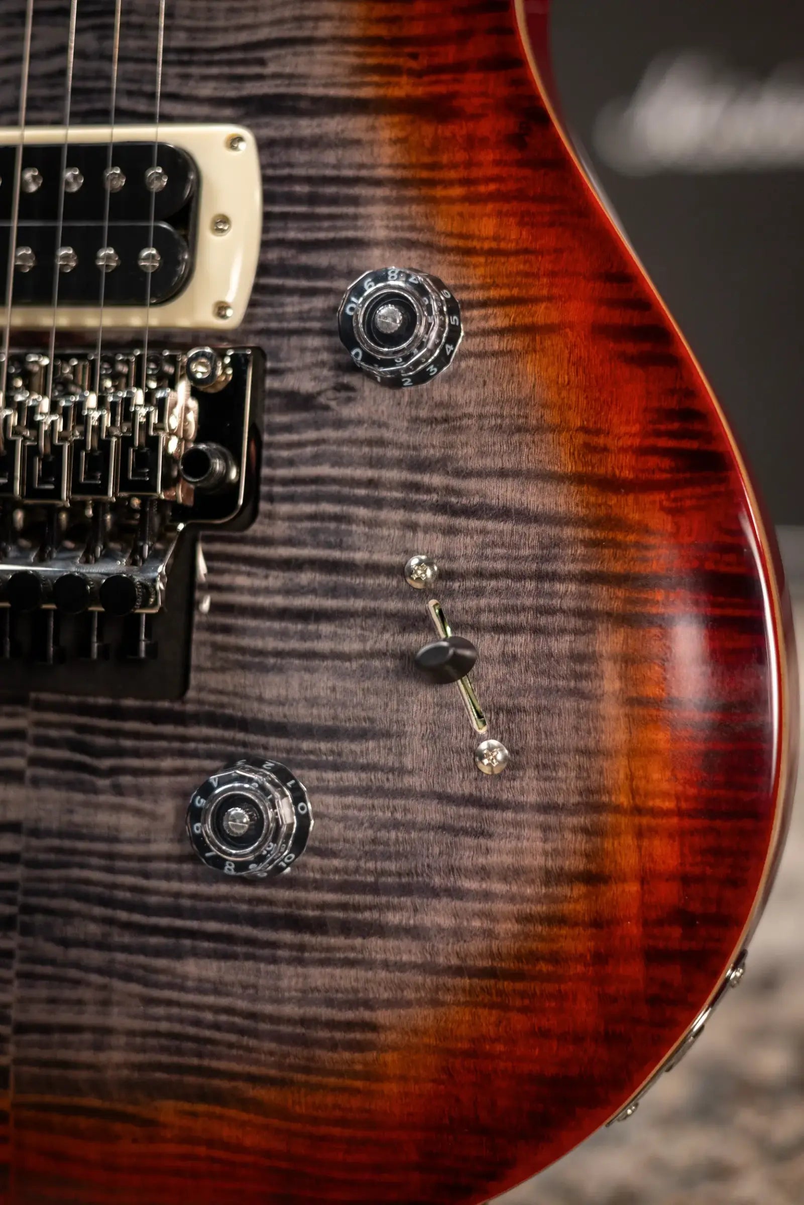 PRS SE "Floyd" Custom 24 Electric Guitar - Charcoal Cherry Burst with Gig Bag