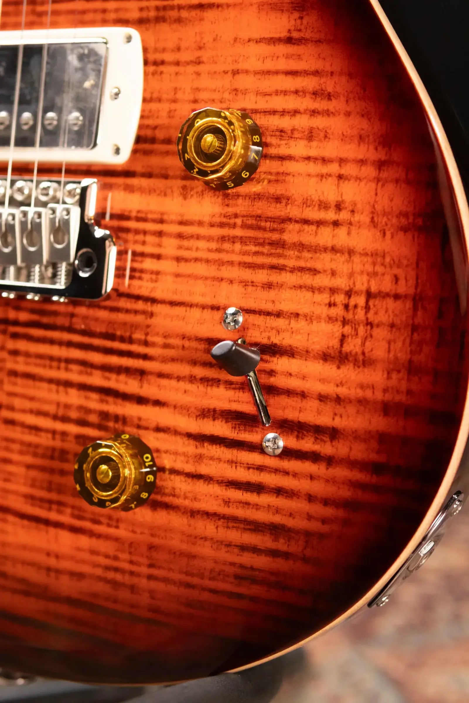 PRS SE Studio Electric Guitar - Orange Tiger Smokeburst with Gig Bag