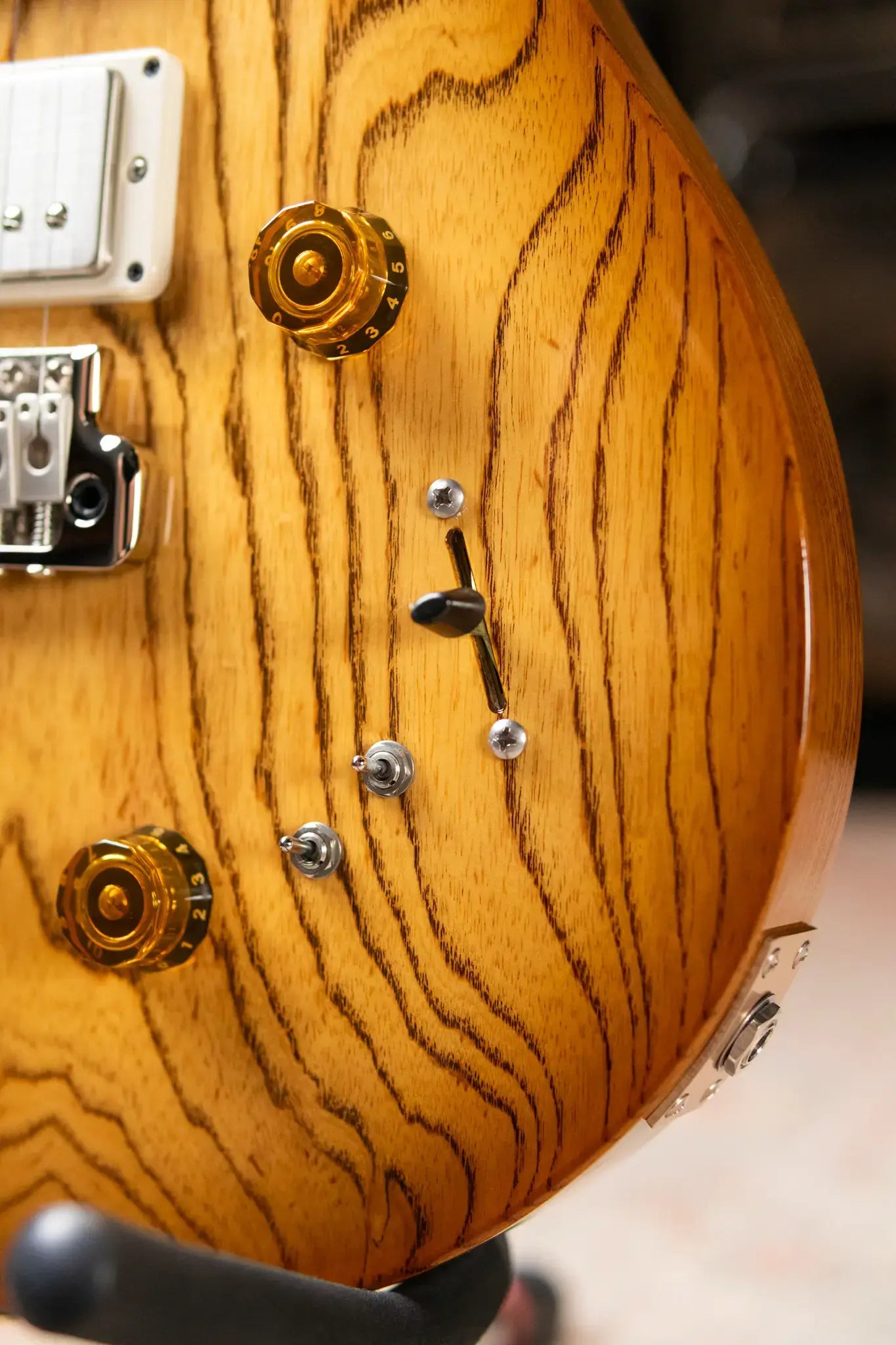 PRS Swamp Ash Special Maple Electric Guitar - Vintage Natural with Gig Bag