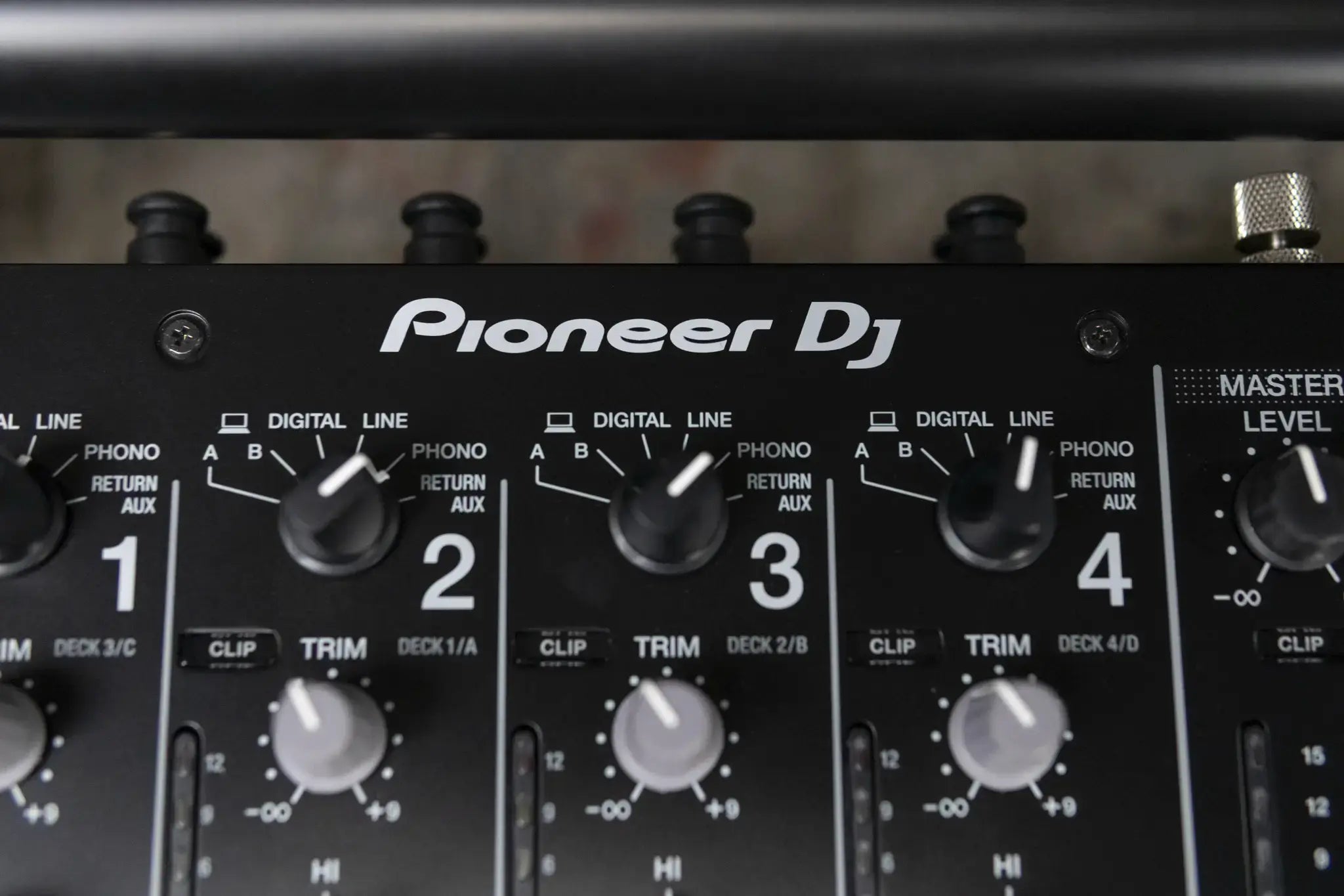 Pioneer DJM-Tour1 DJ Mixer - USED