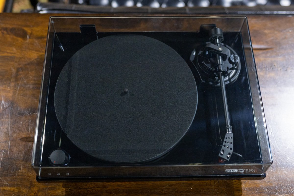 Reloop Turn 3 - HiFi Professional Belt Drive Turntable System