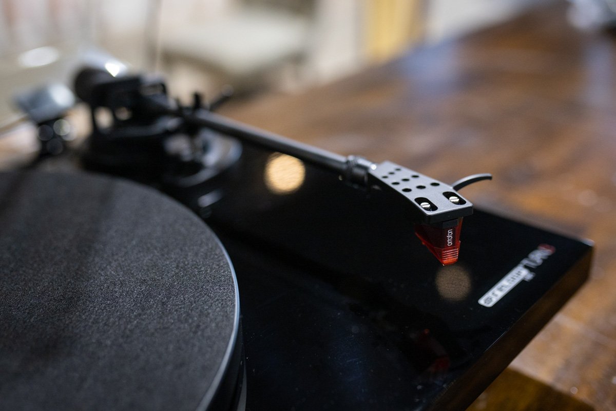 Reloop Turn 3 - HiFi Professional Belt Drive Turntable System