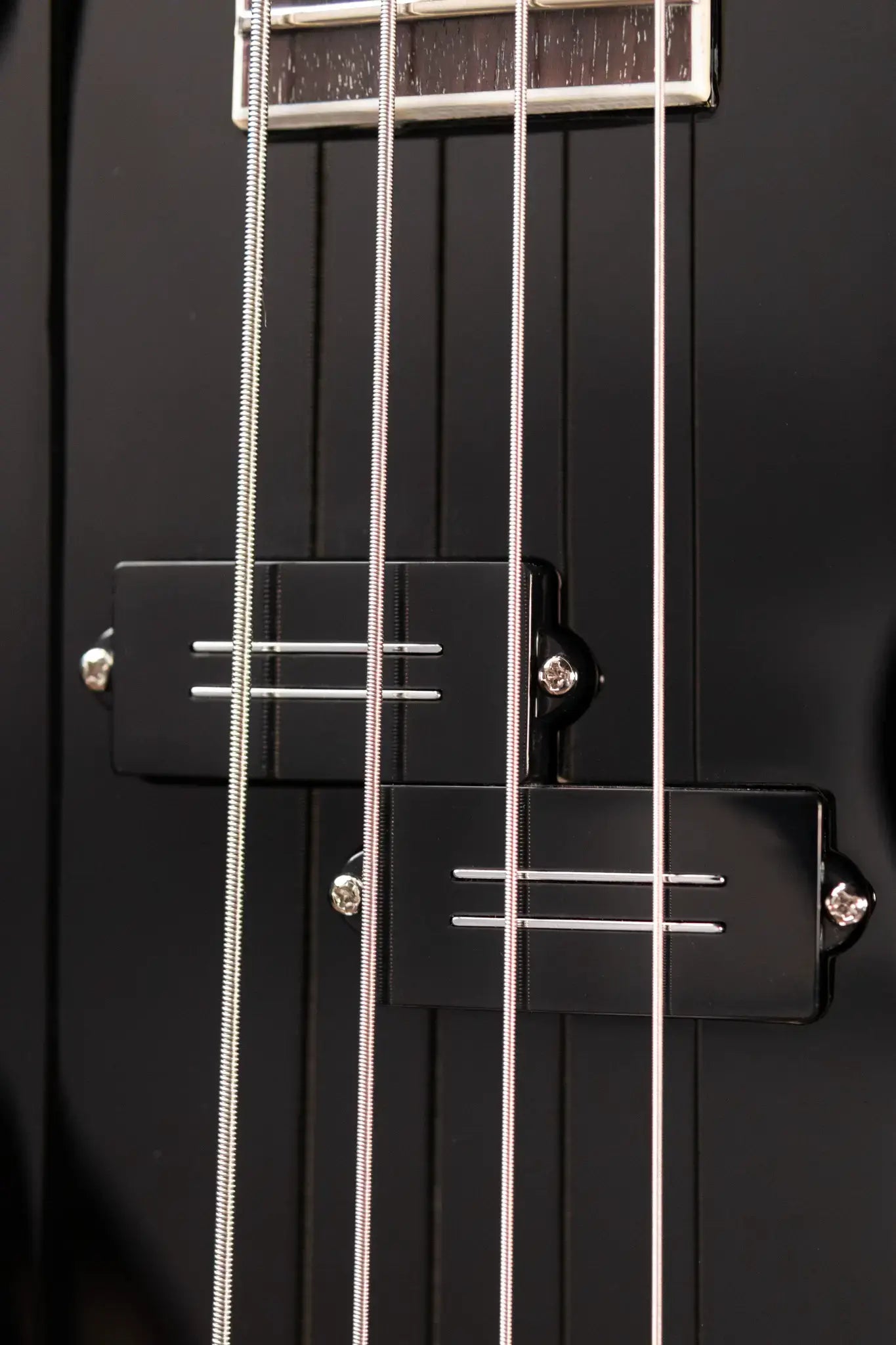 Reverend Sentinel Short Scale Electric Bass - Midnight Black - RW