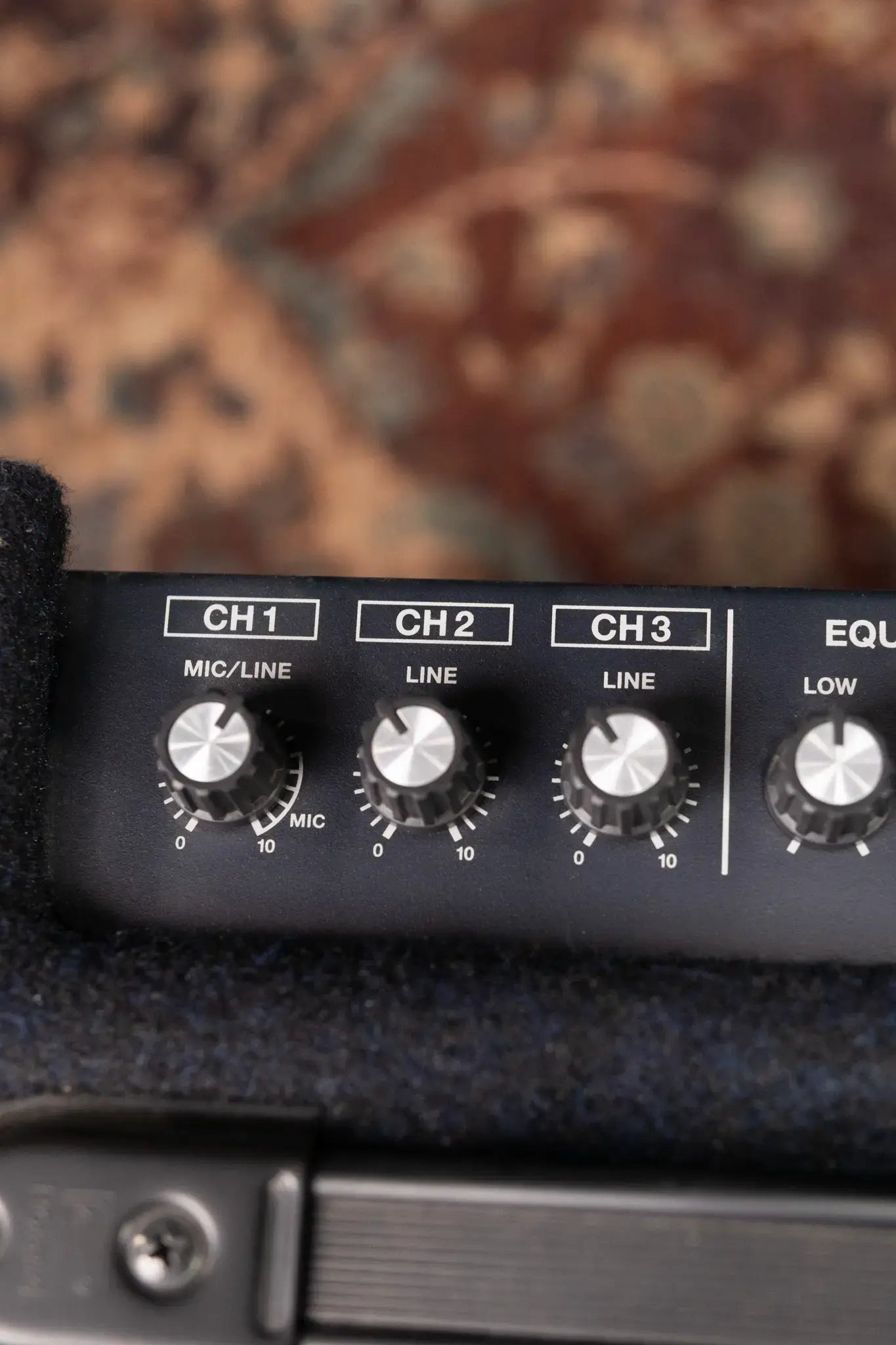 Roland KC-80 3-Channel Mixing Keyboard Amplifier