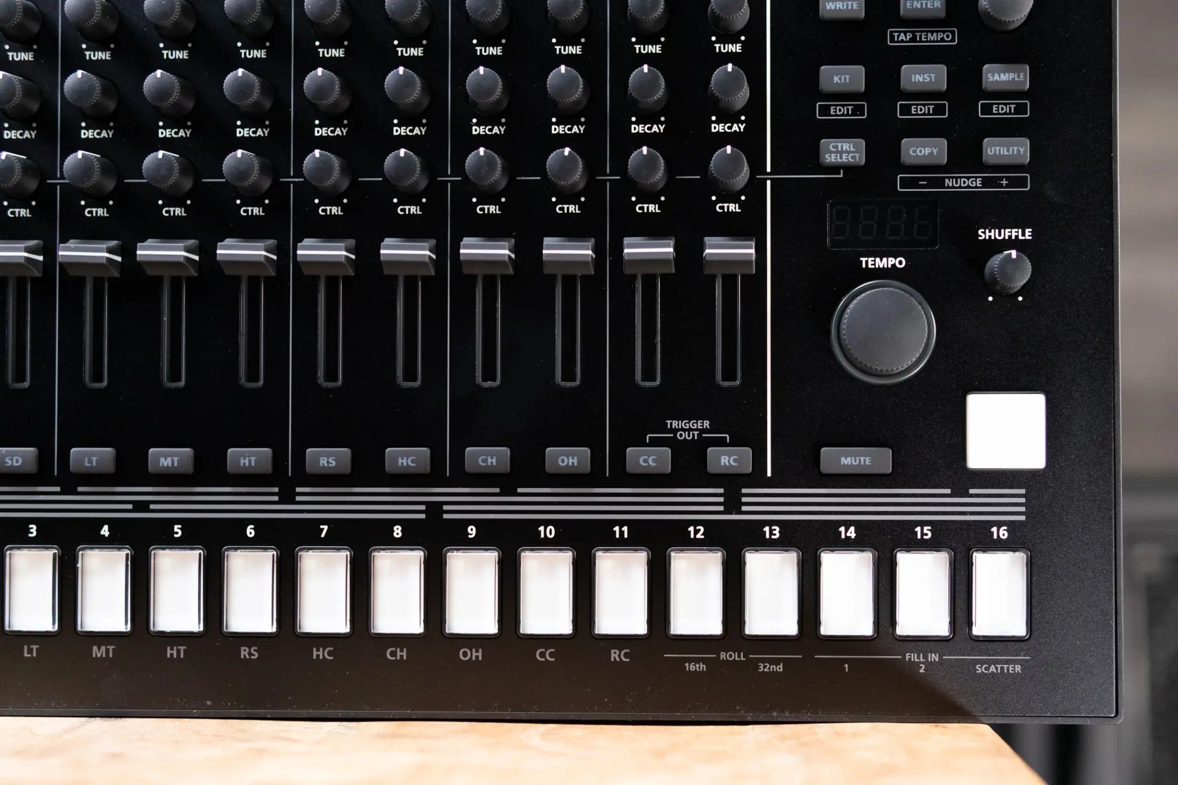Roland TR-8S Rhythm Performer Drum Machine