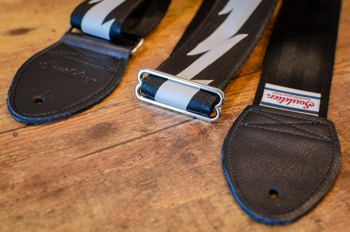 Souldier Classic Series Lightning Bolt Guitar Strap, Silver on Black