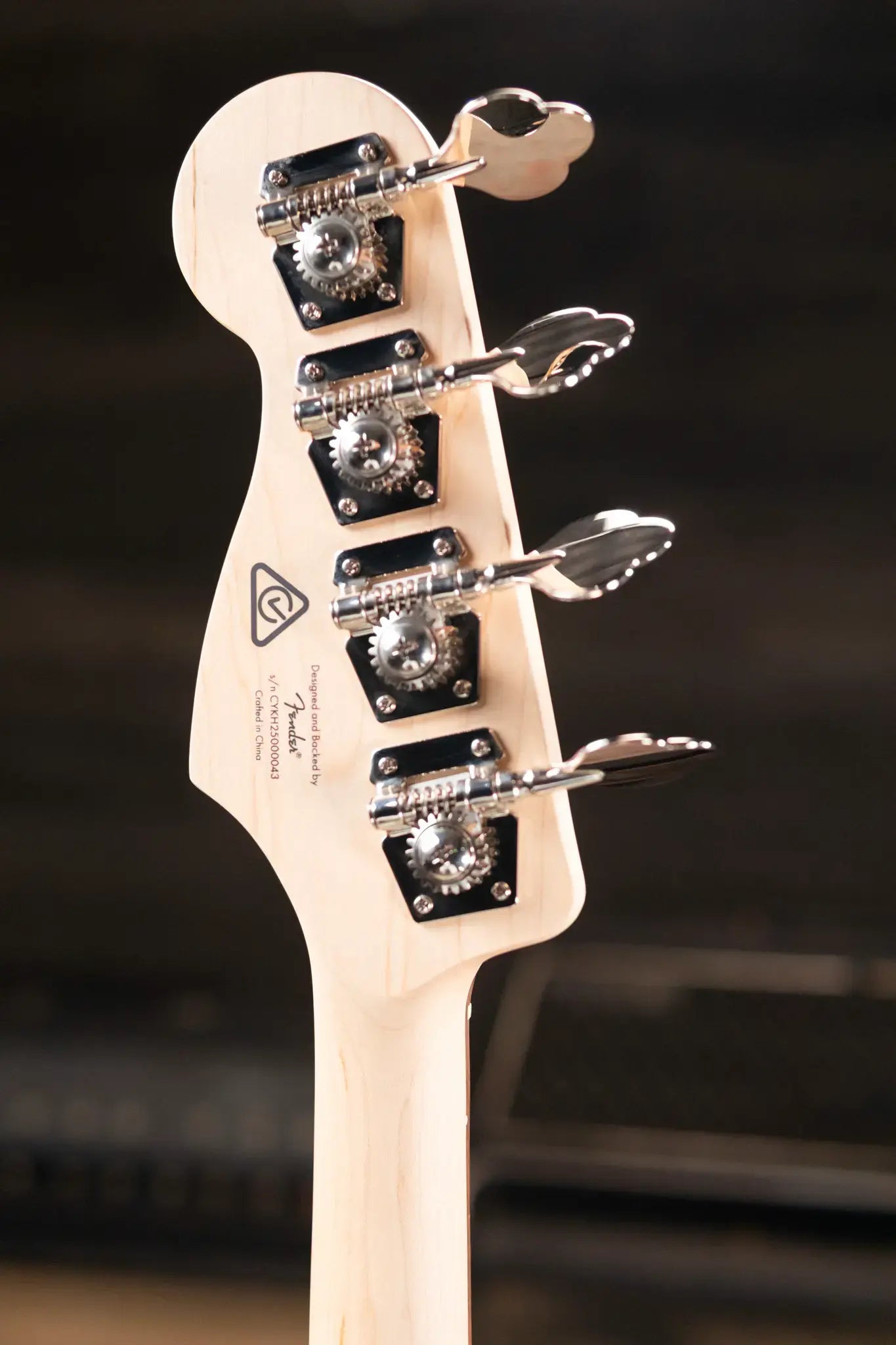 Squier Affinity Series Active Jazz Bass - Mystic Sea Foam Green