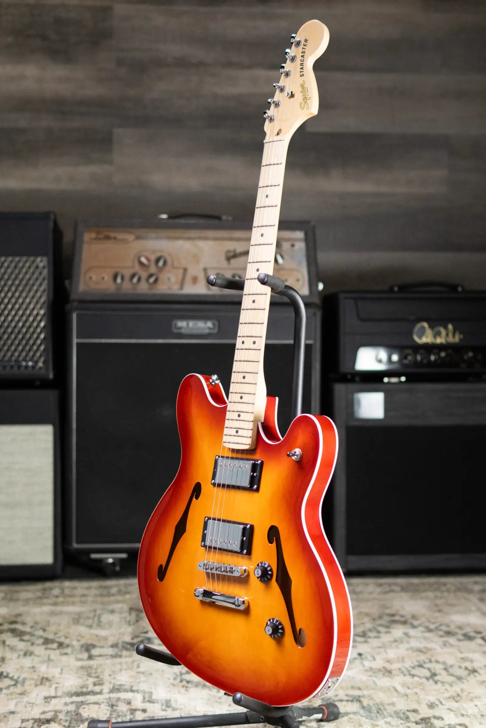 Squier Affinity Series Starcaster Deluxe Semi-Hollow Electric Guitar - Sienna Sunburst