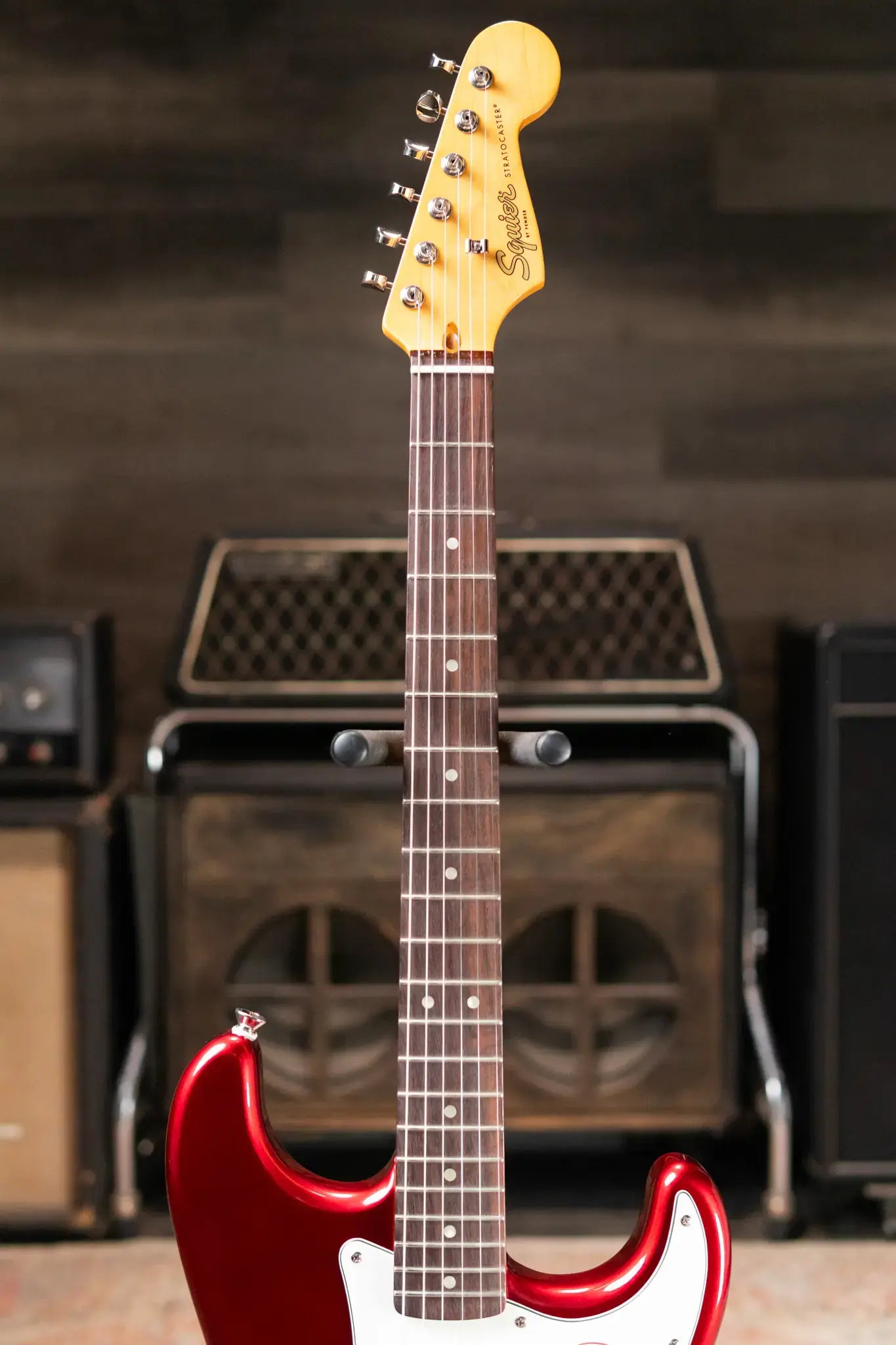 Squier Classic Vibe '60s Stratocaster Electric Guitar - Candy Apple Red