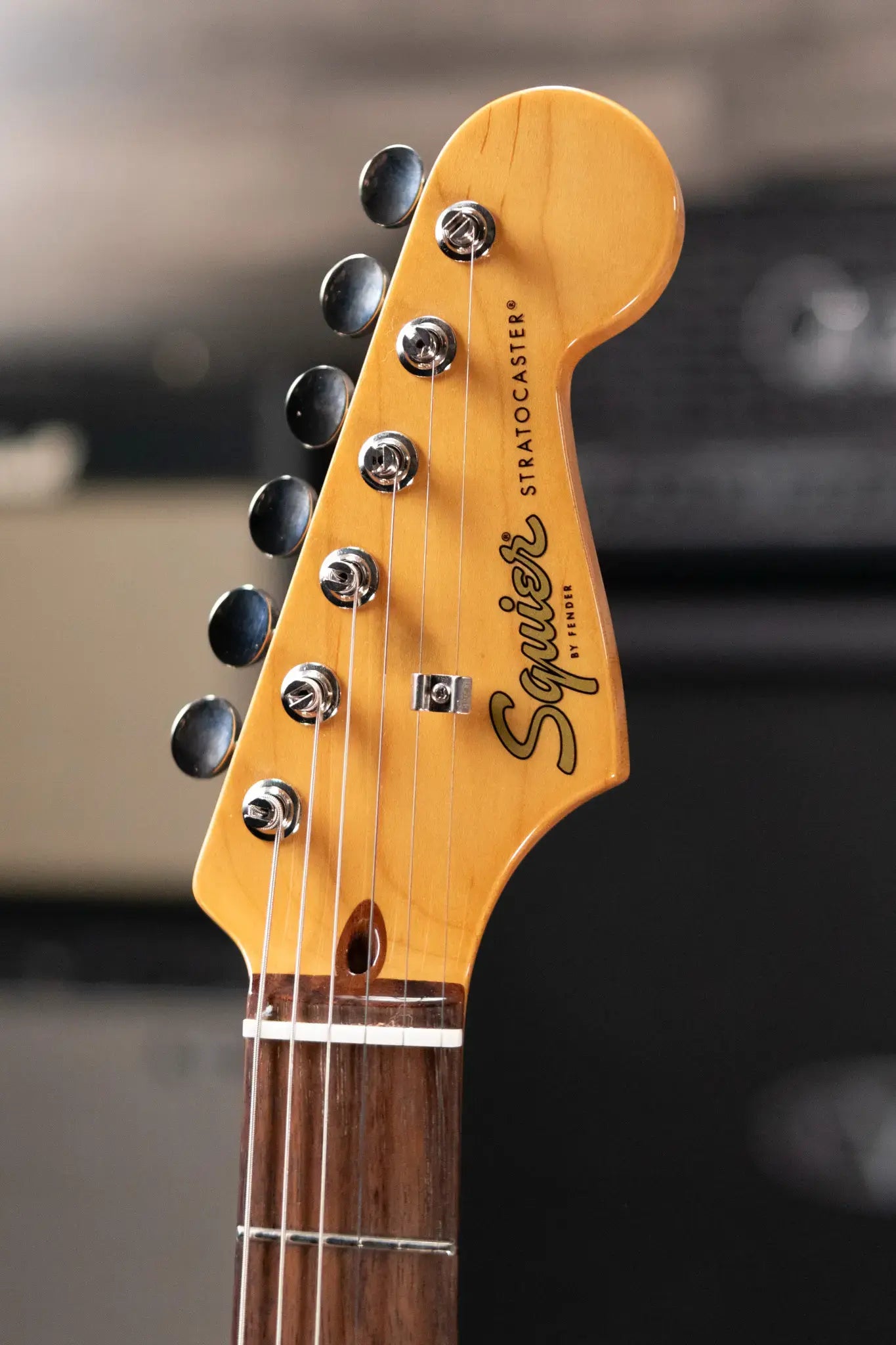 Squier Classic Vibe '60s Stratocaster Electric Guitar - Candy Apple Red